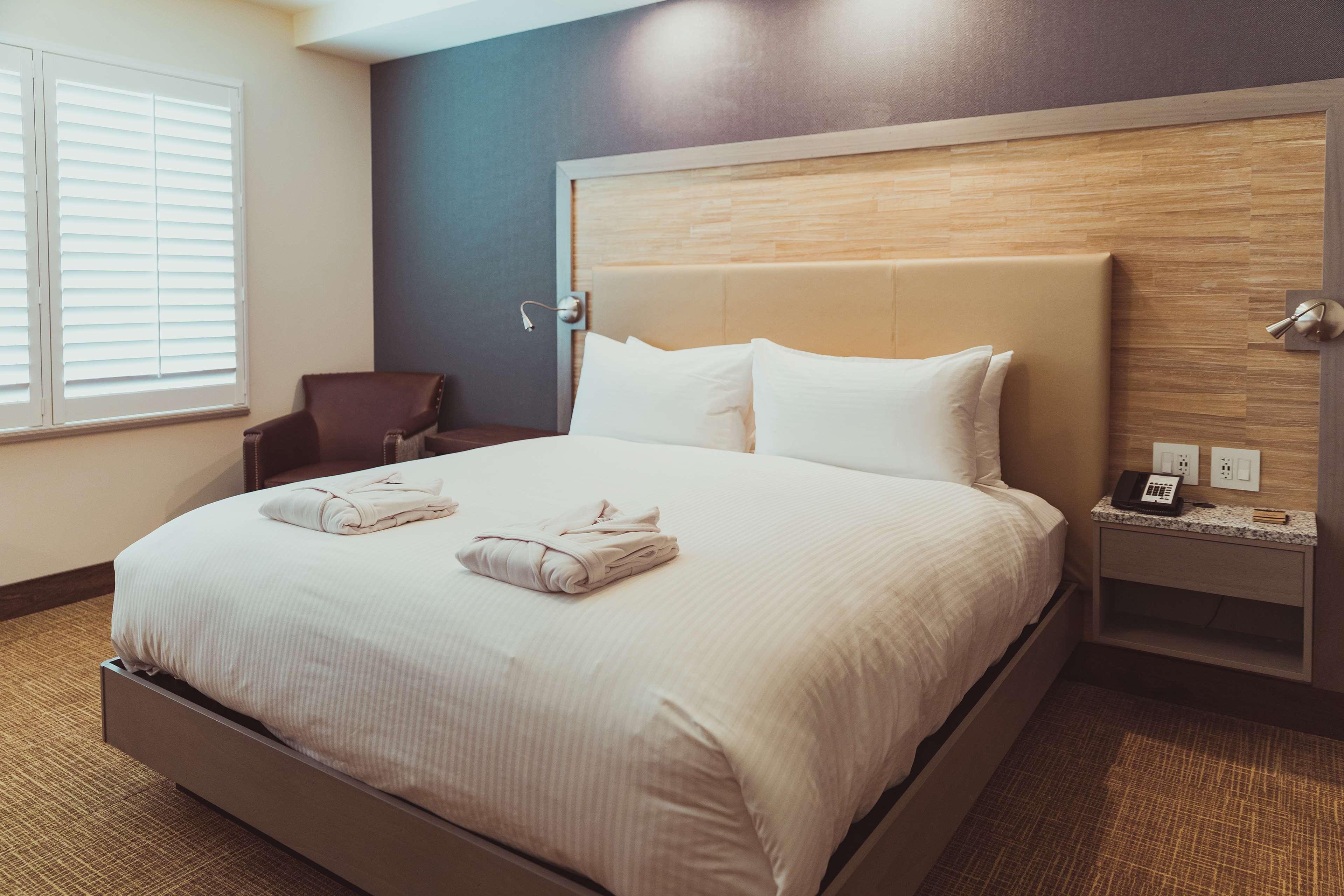 Double Two Queen Beds