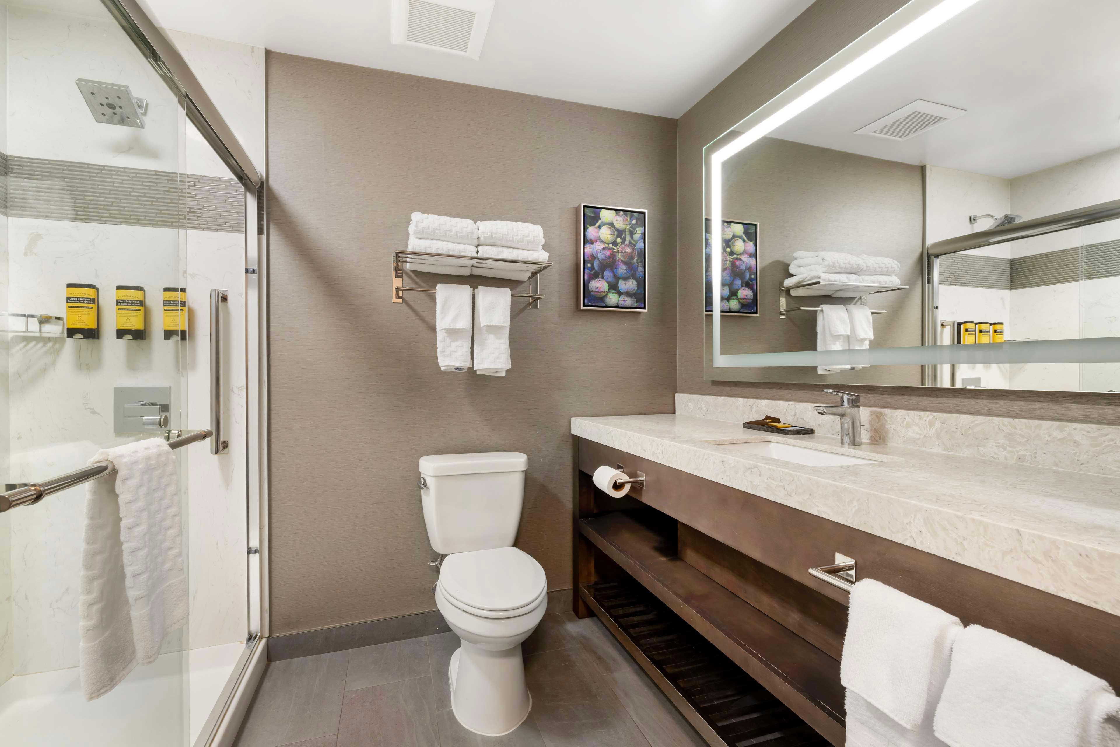 Suite Two Queen Beds