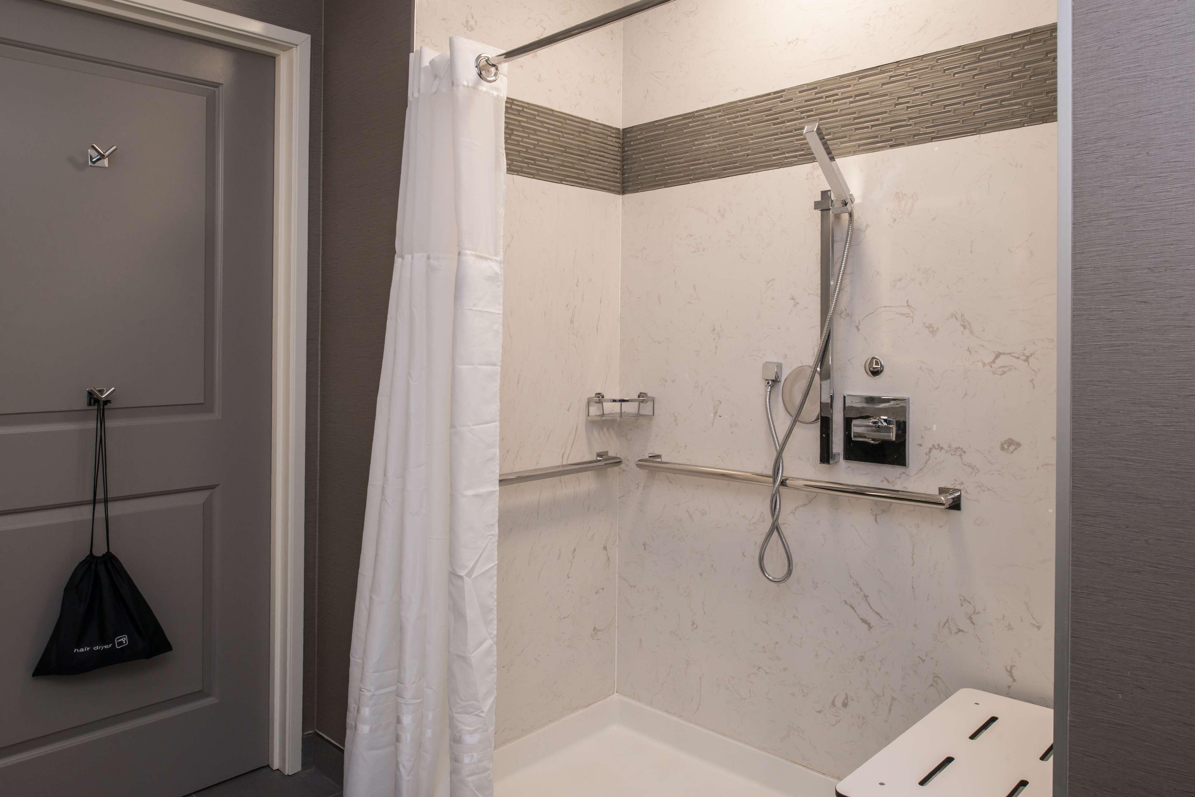 Suite Two Queen Beds