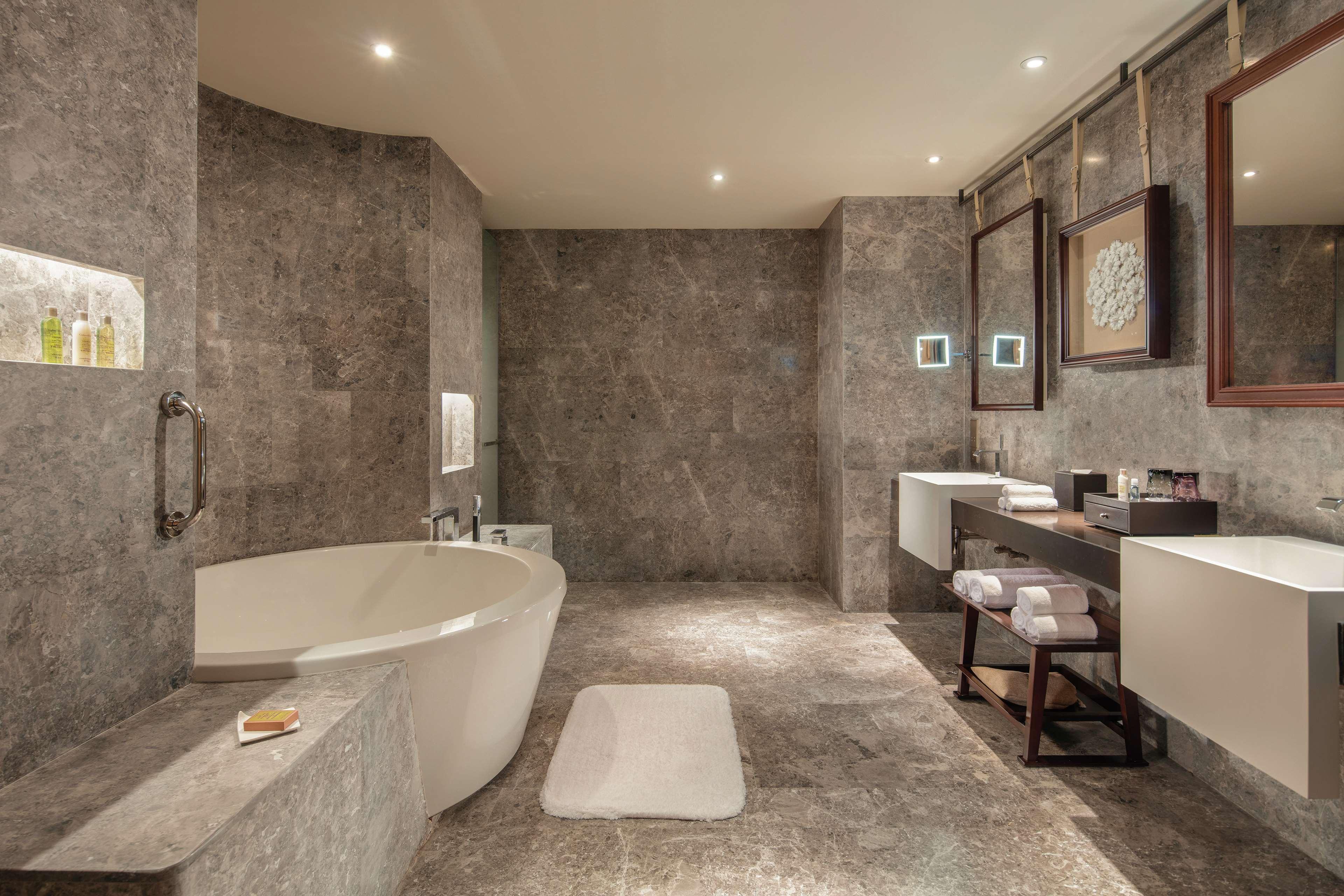 Junior Suite Ocean View One Bedroom