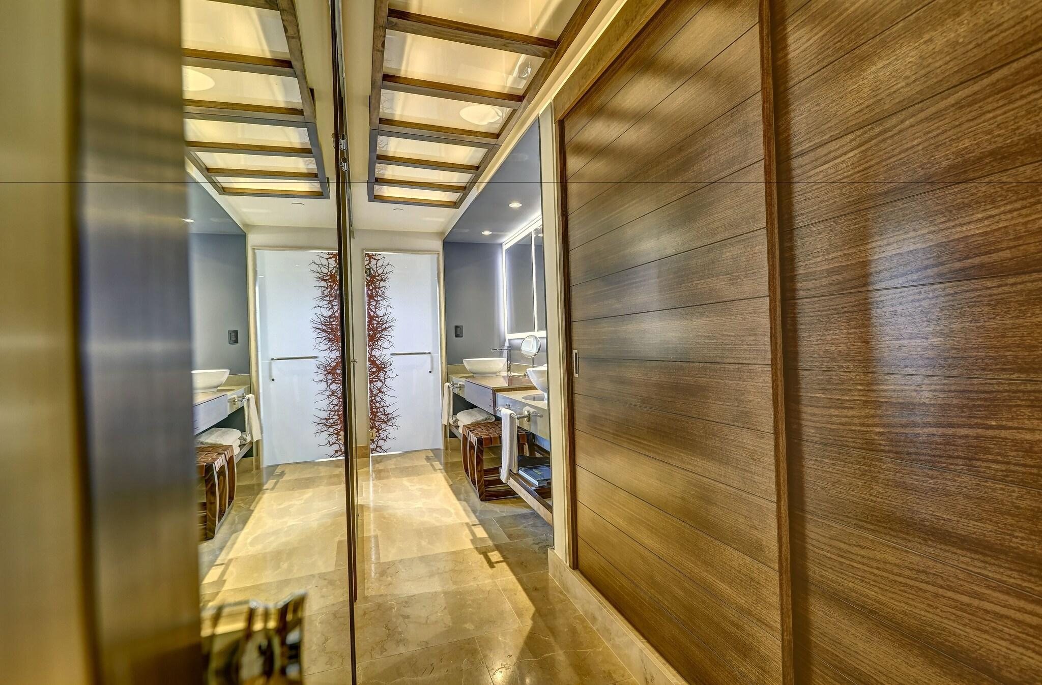 Junior Suite Two Queen Beds