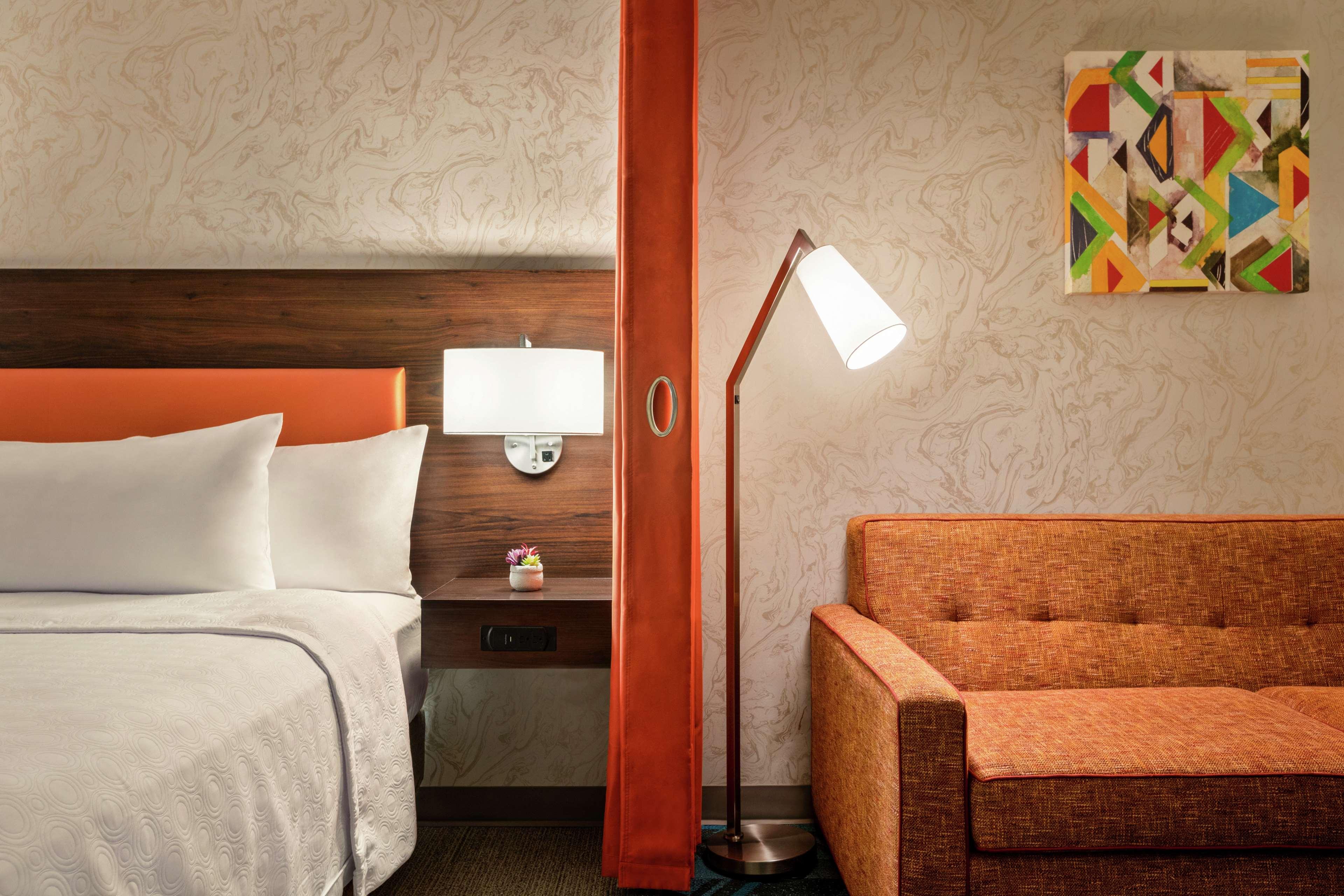 Studio King Size Bed