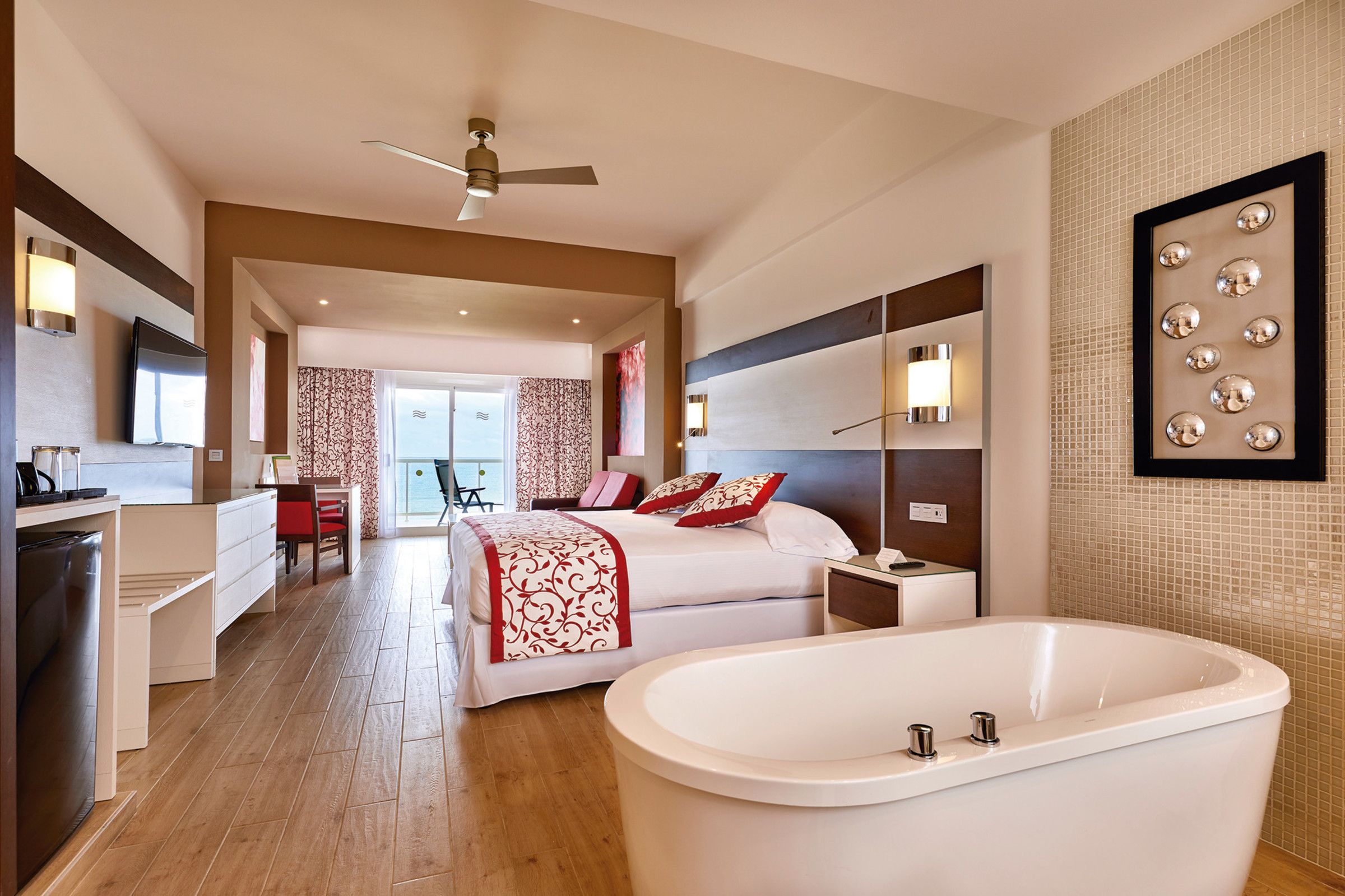 Junior Suite Ocean Front