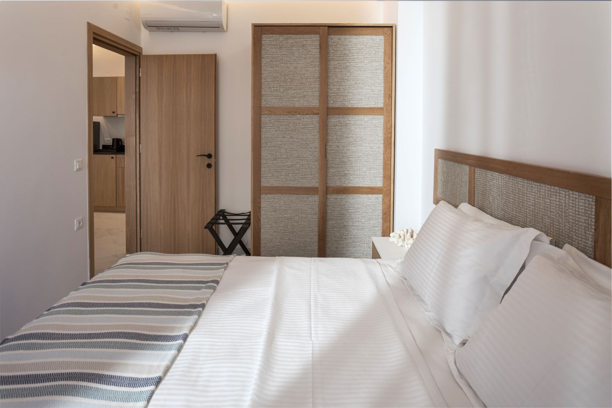 Apartment Capacity 4