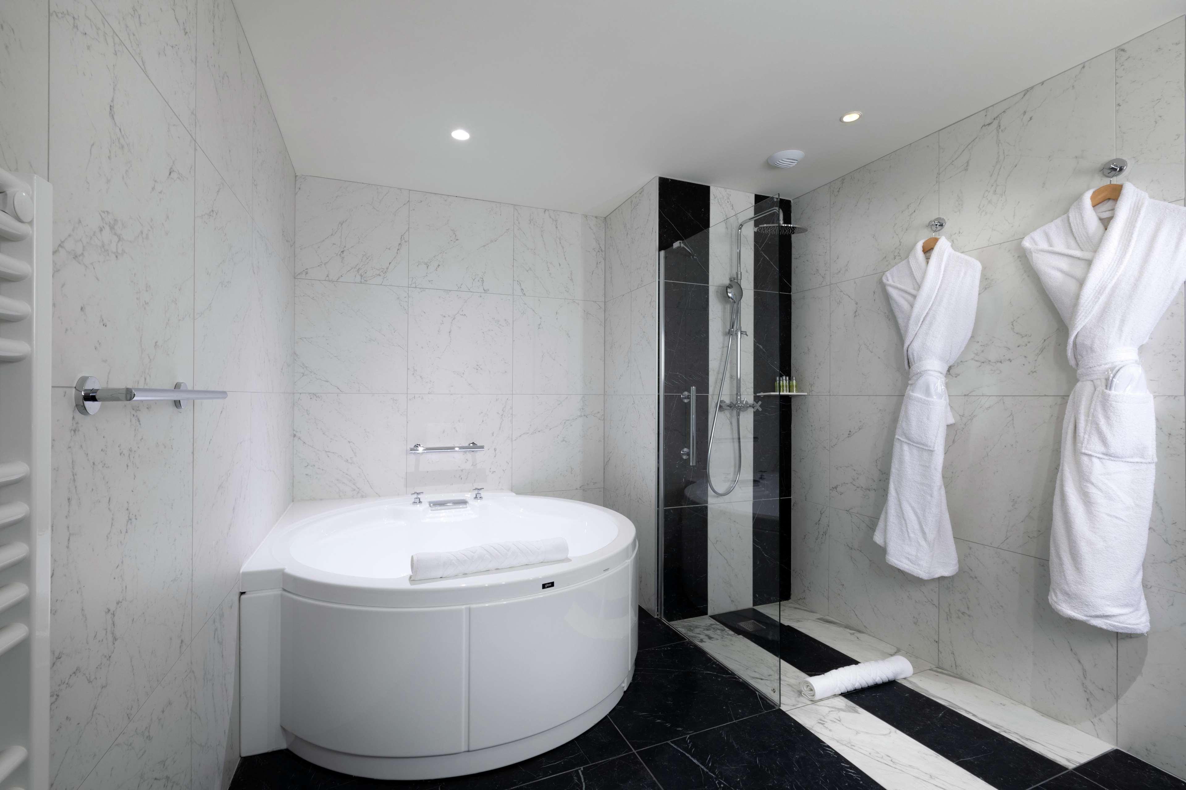 Double Deluxe City View