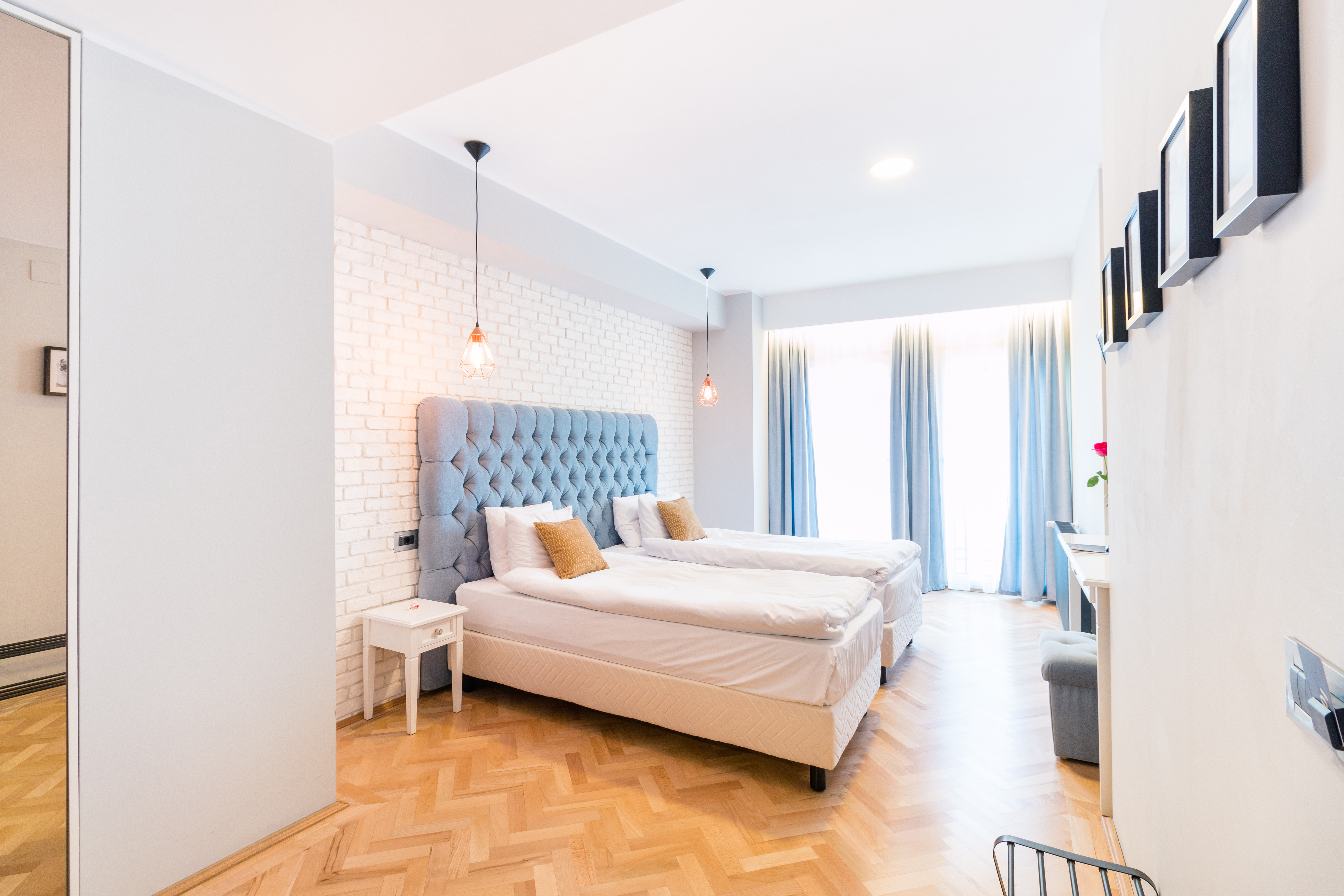 Double Single Superior