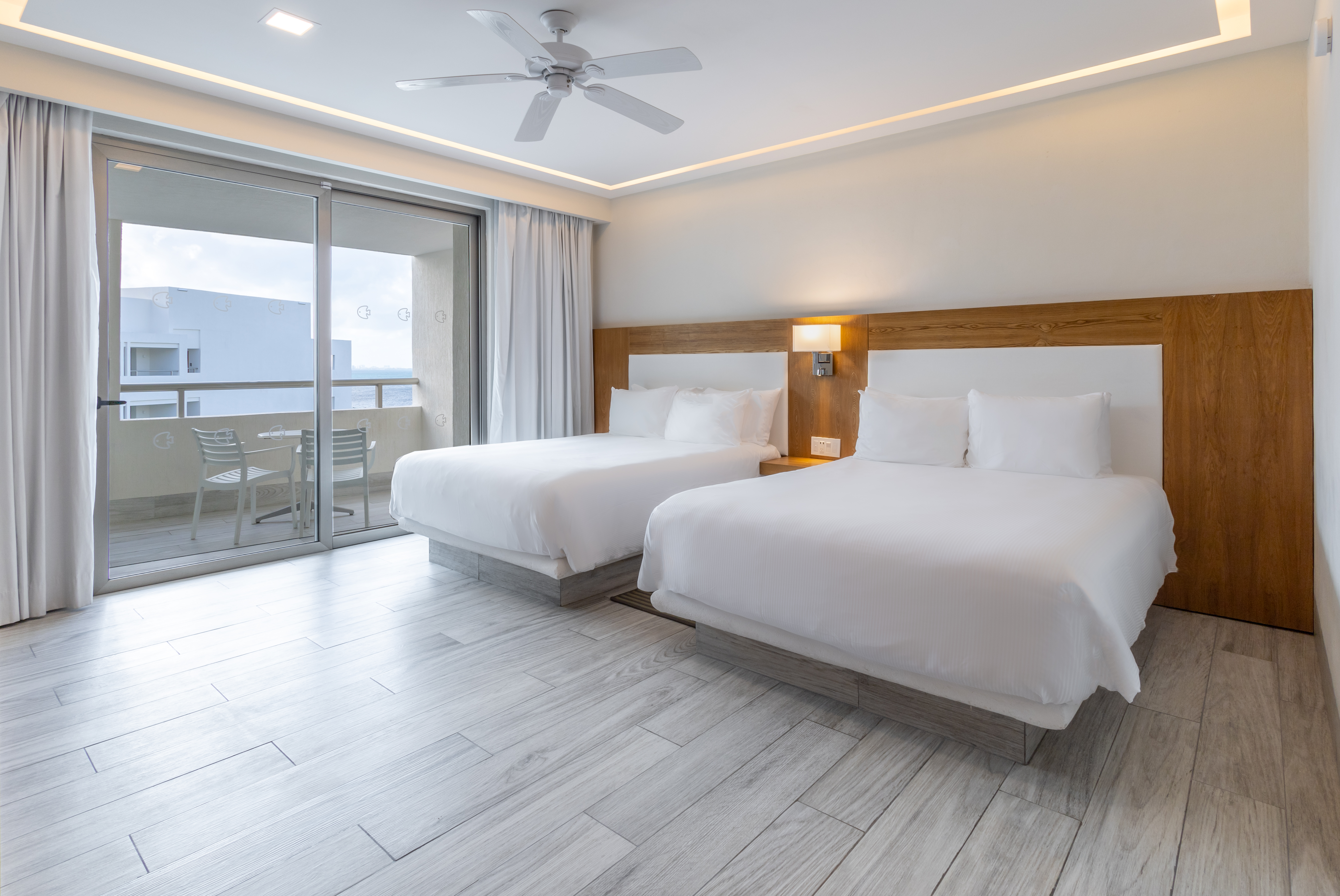 Double Deluxe Queen Bed