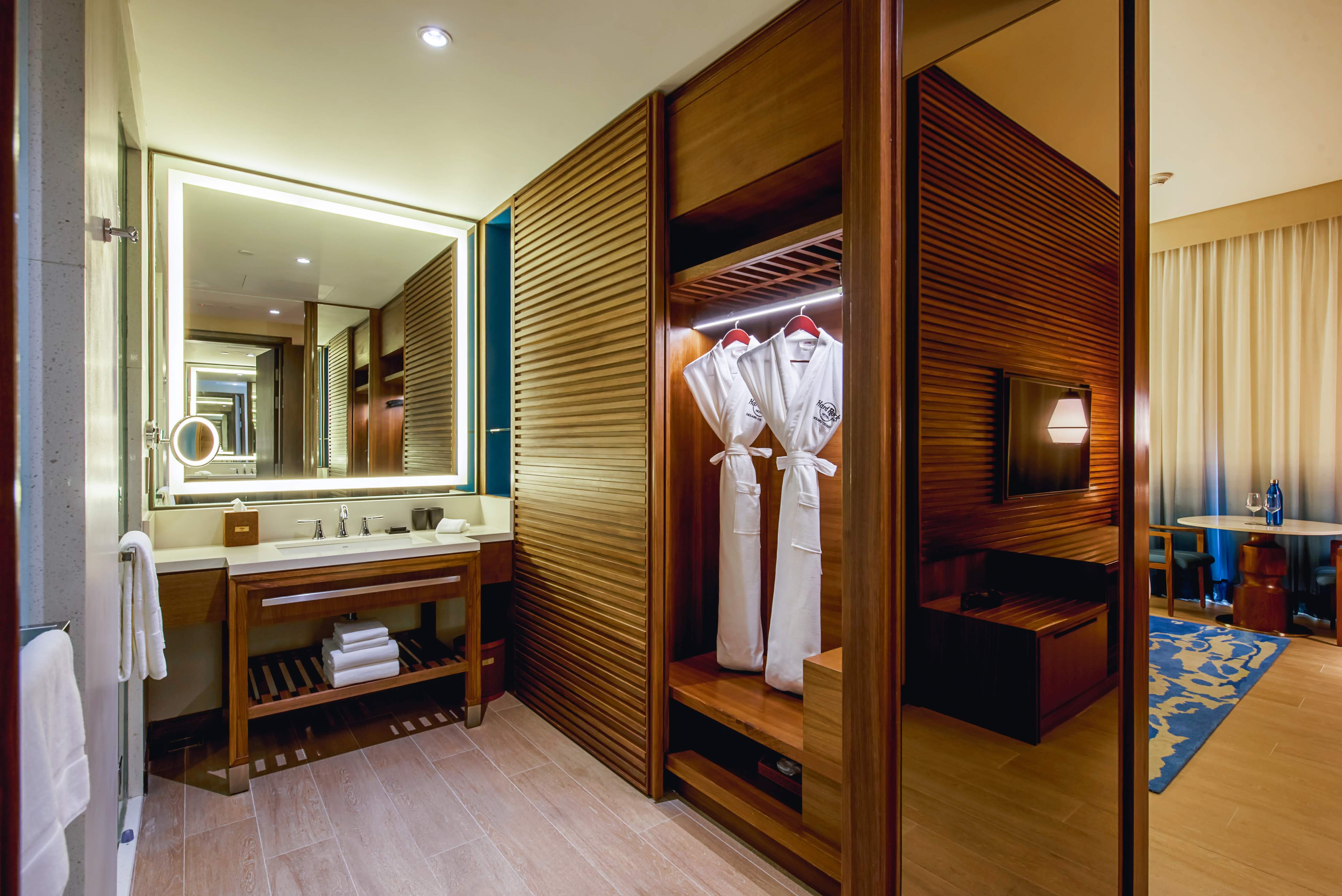 Double Superior King Bed