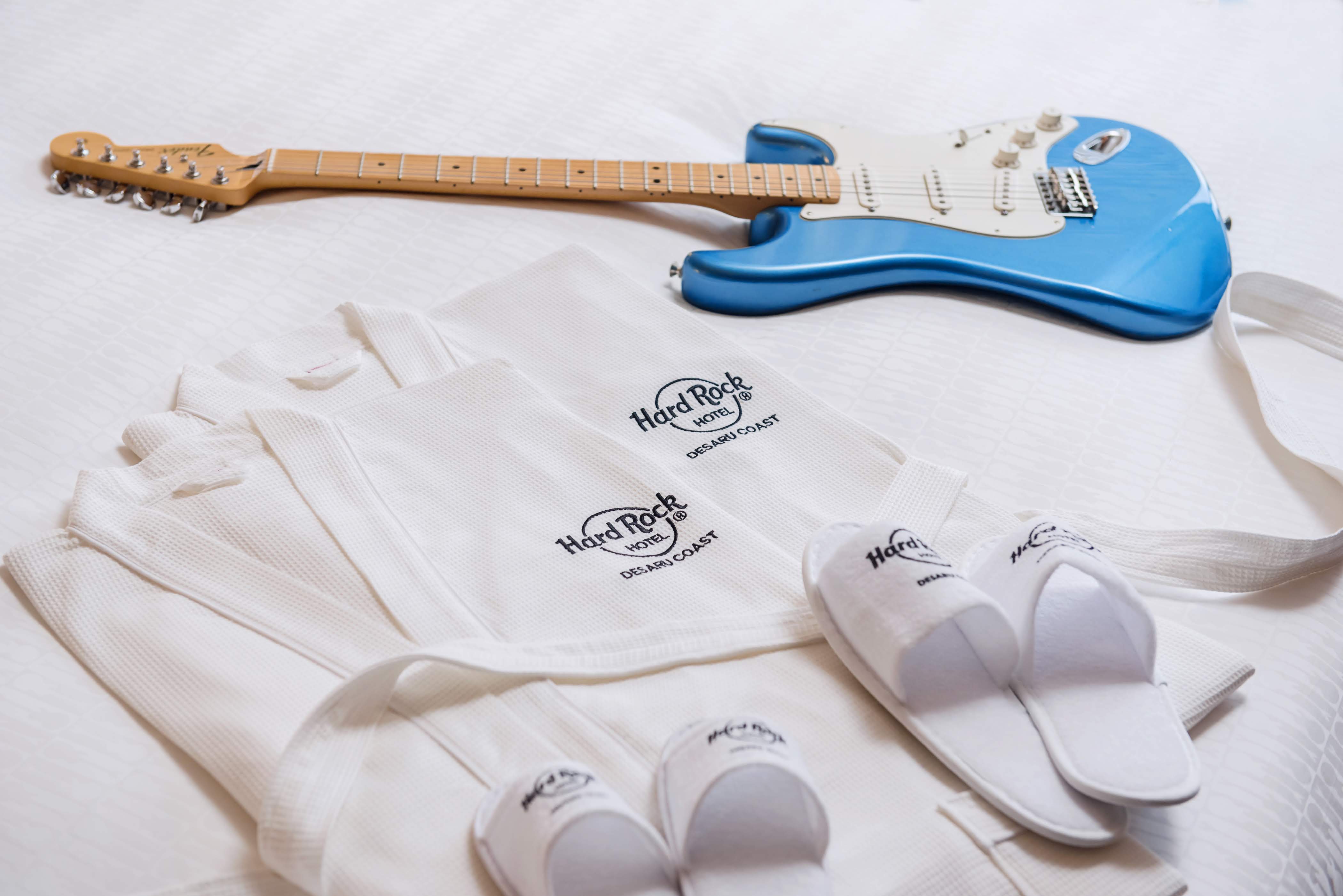 Double Deluxe King Bed