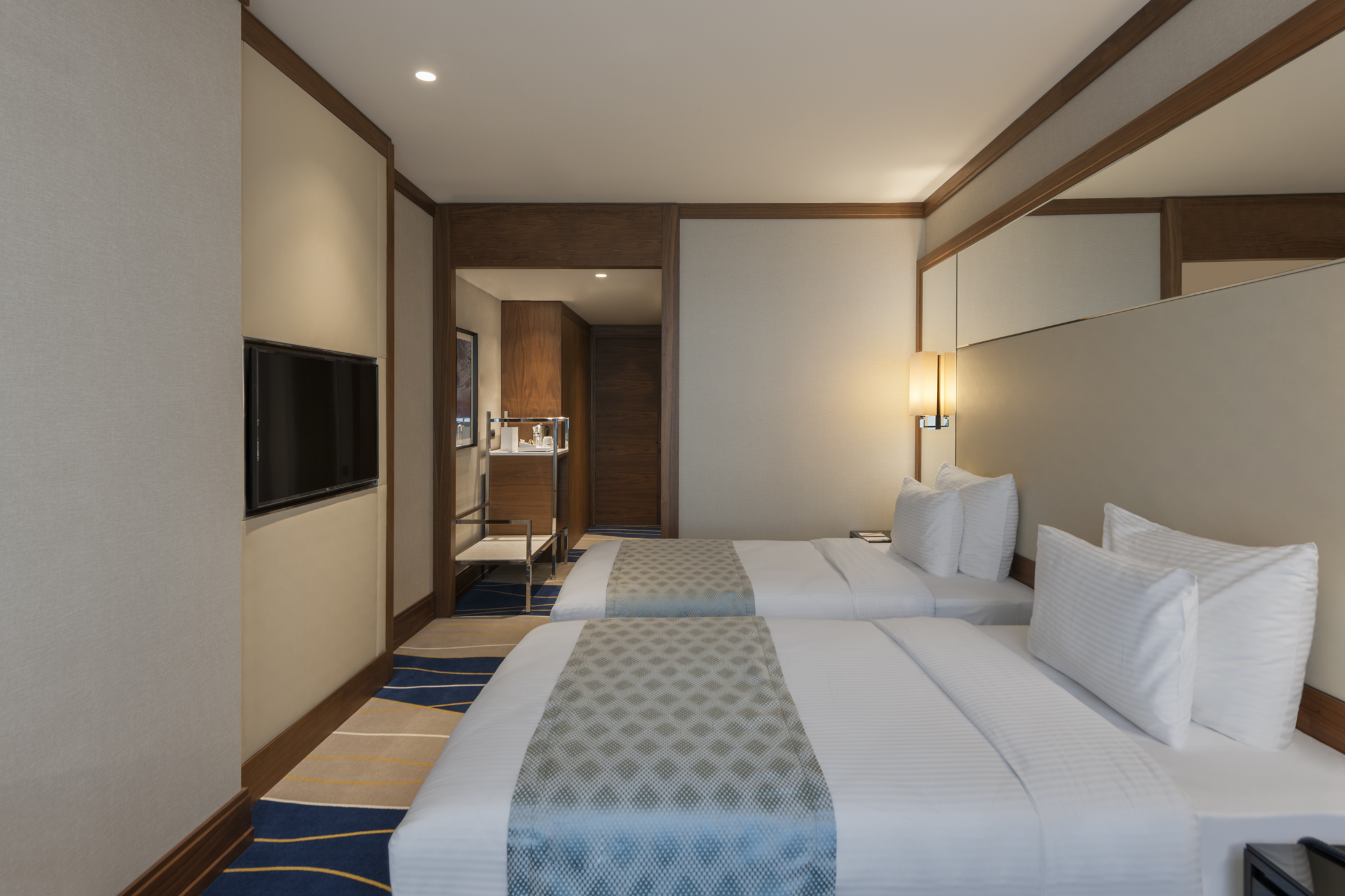 Twin Deluxe City View