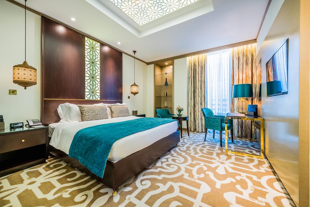 Double or Twin Deluxe