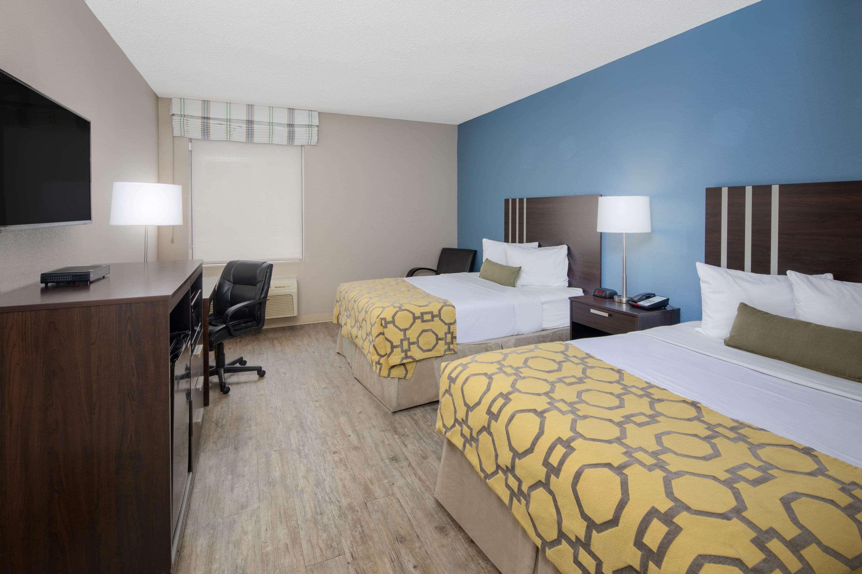 Quadruple Two Double Beds