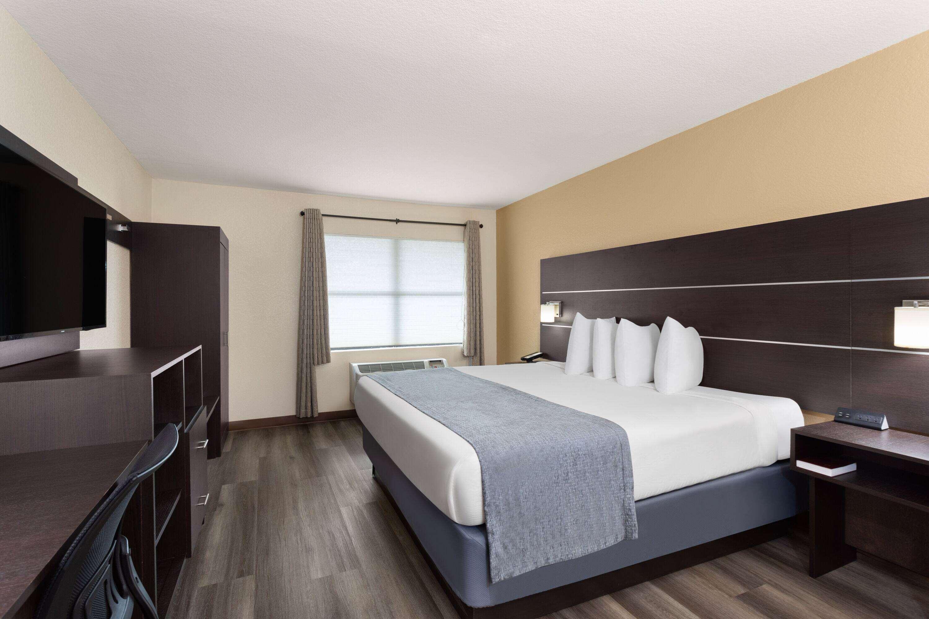 Double King Size Bed