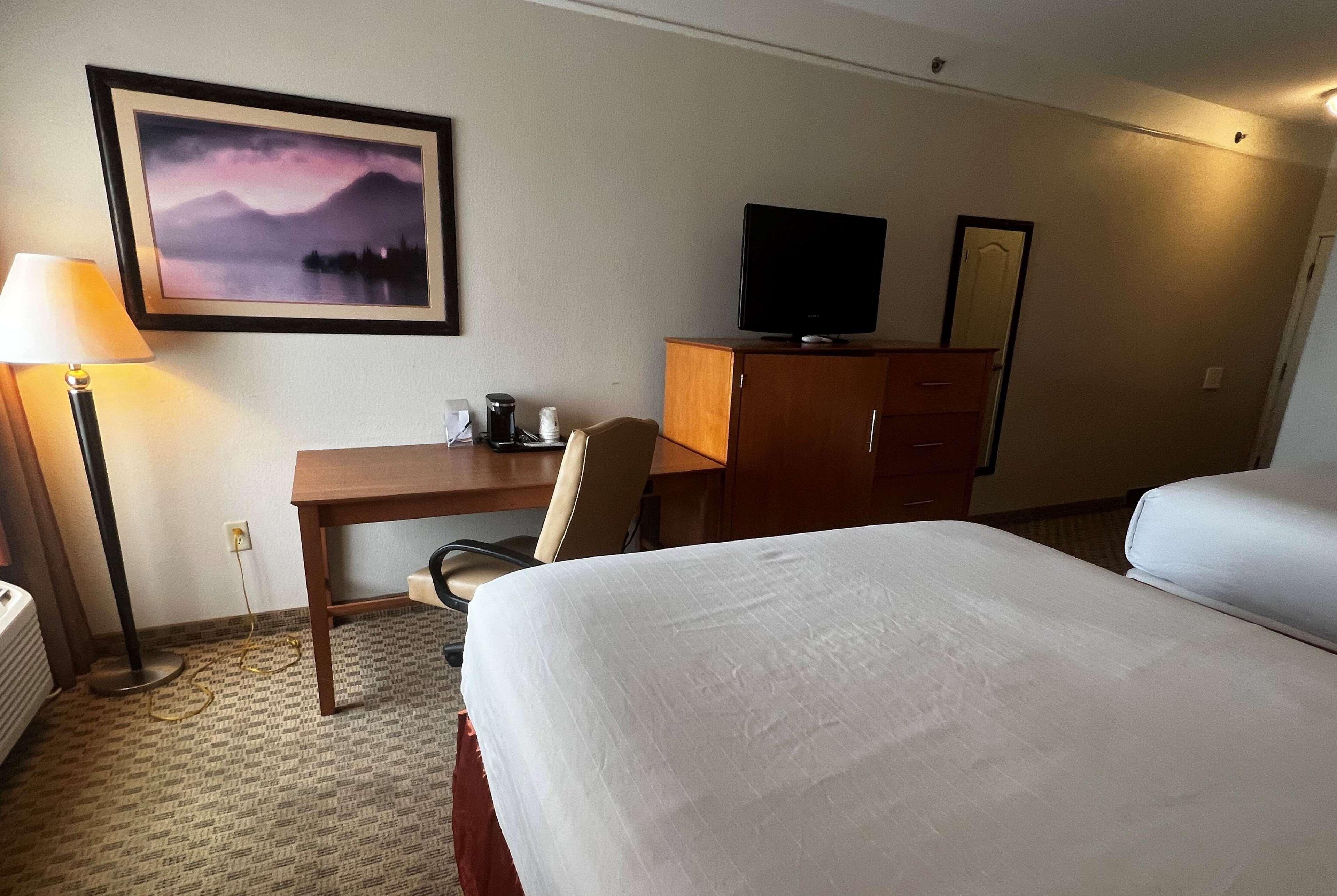 Quadruple Two Queen Beds