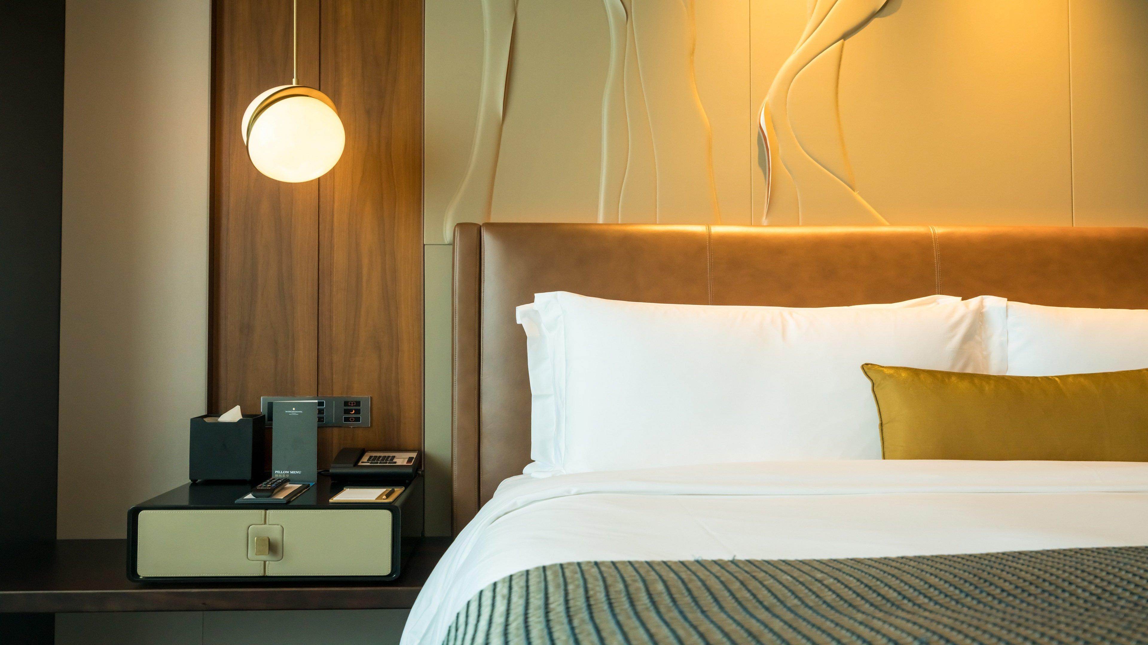 Double or Twin Deluxe