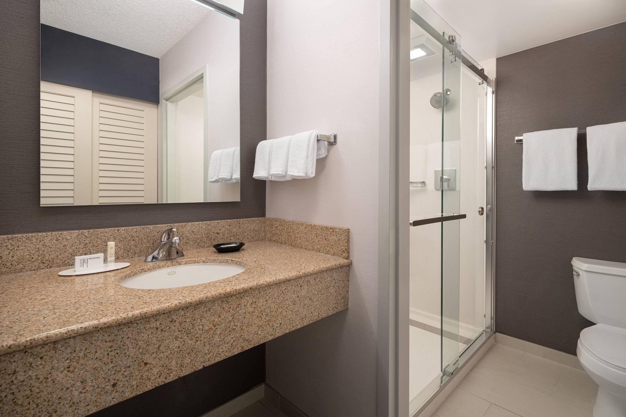 Suite Two Queen Beds