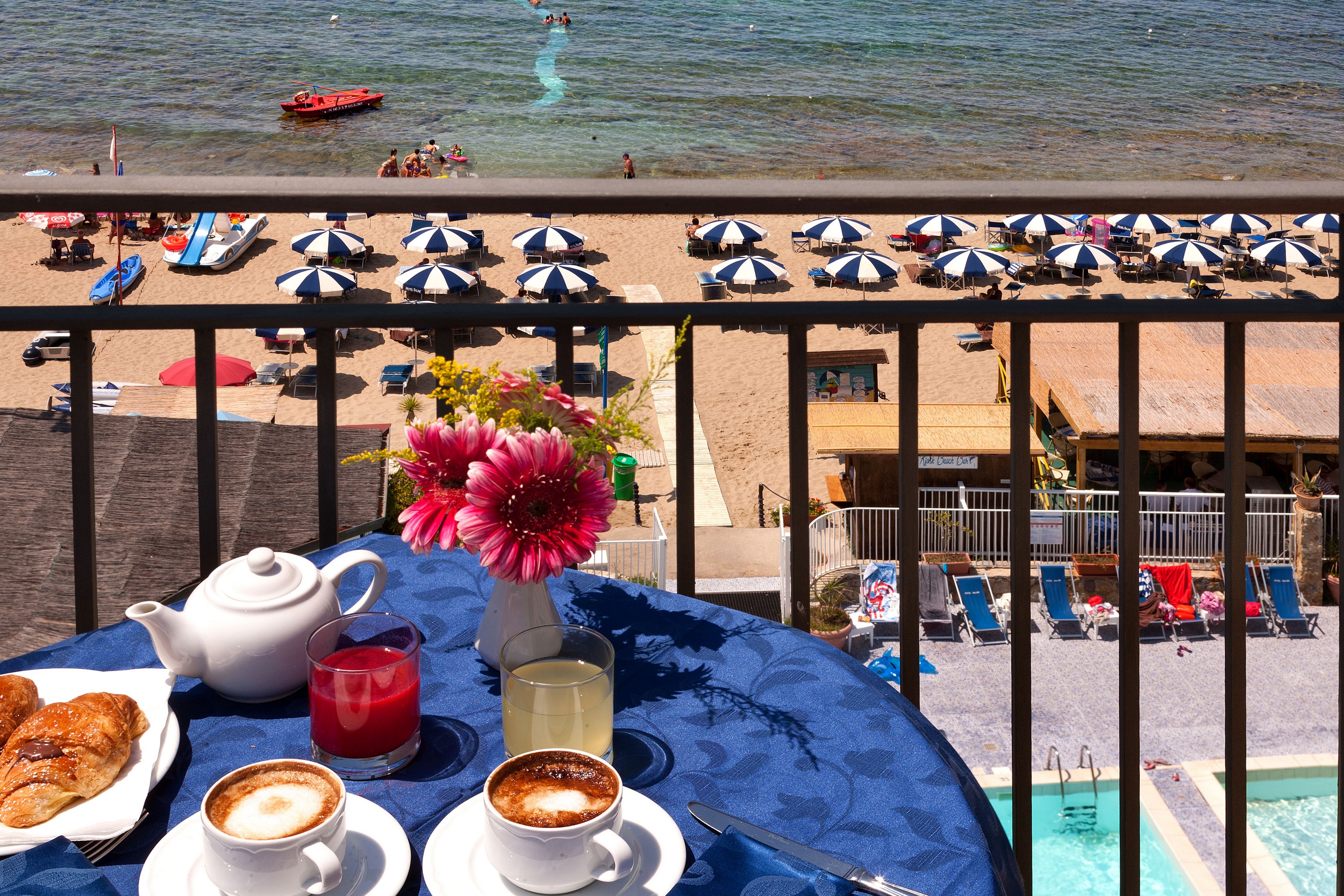 Double Superior Sea Front