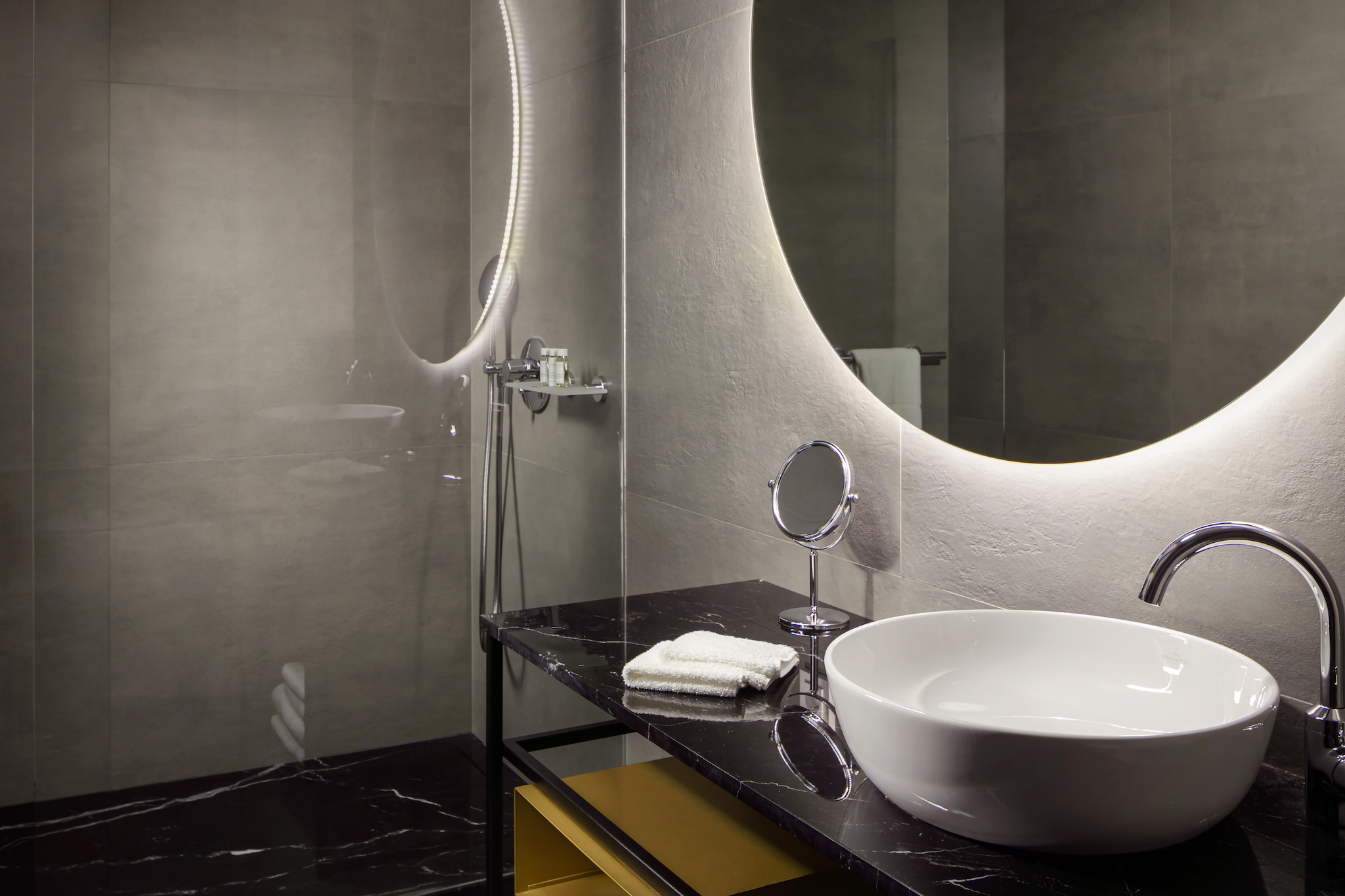 Double or Twin Deluxe