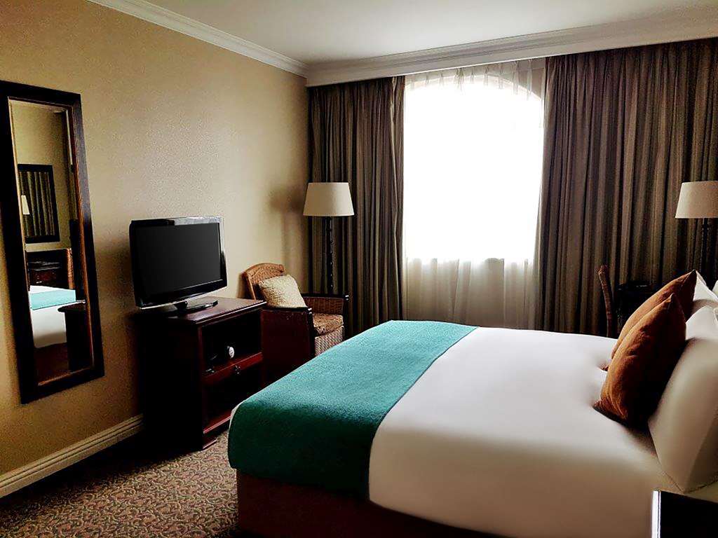 Room Queen Bed Non Smoking