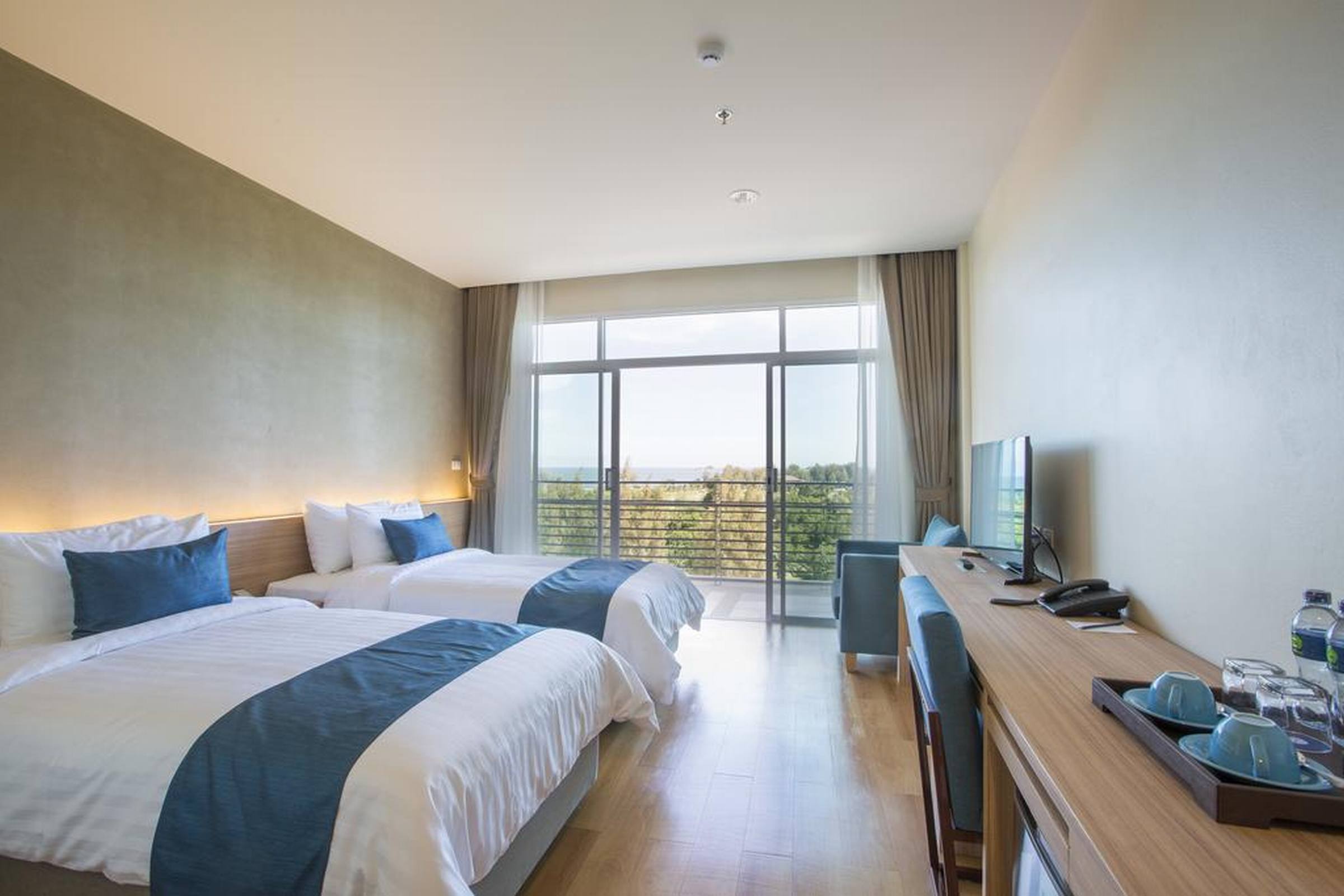 Double or Twin Executive