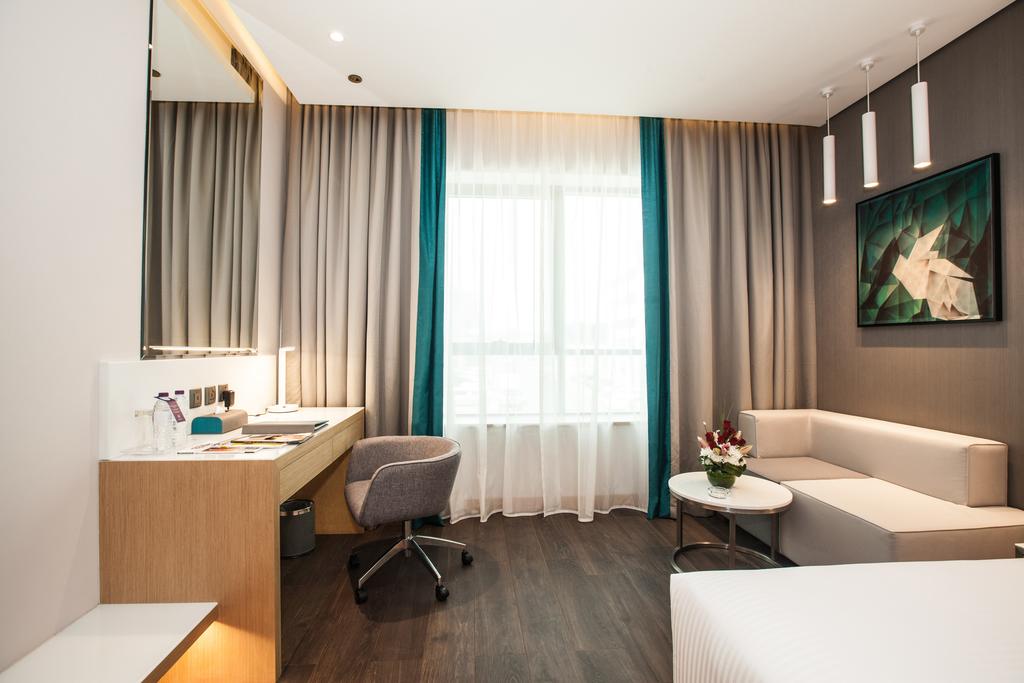 Quadruple Connecting Room