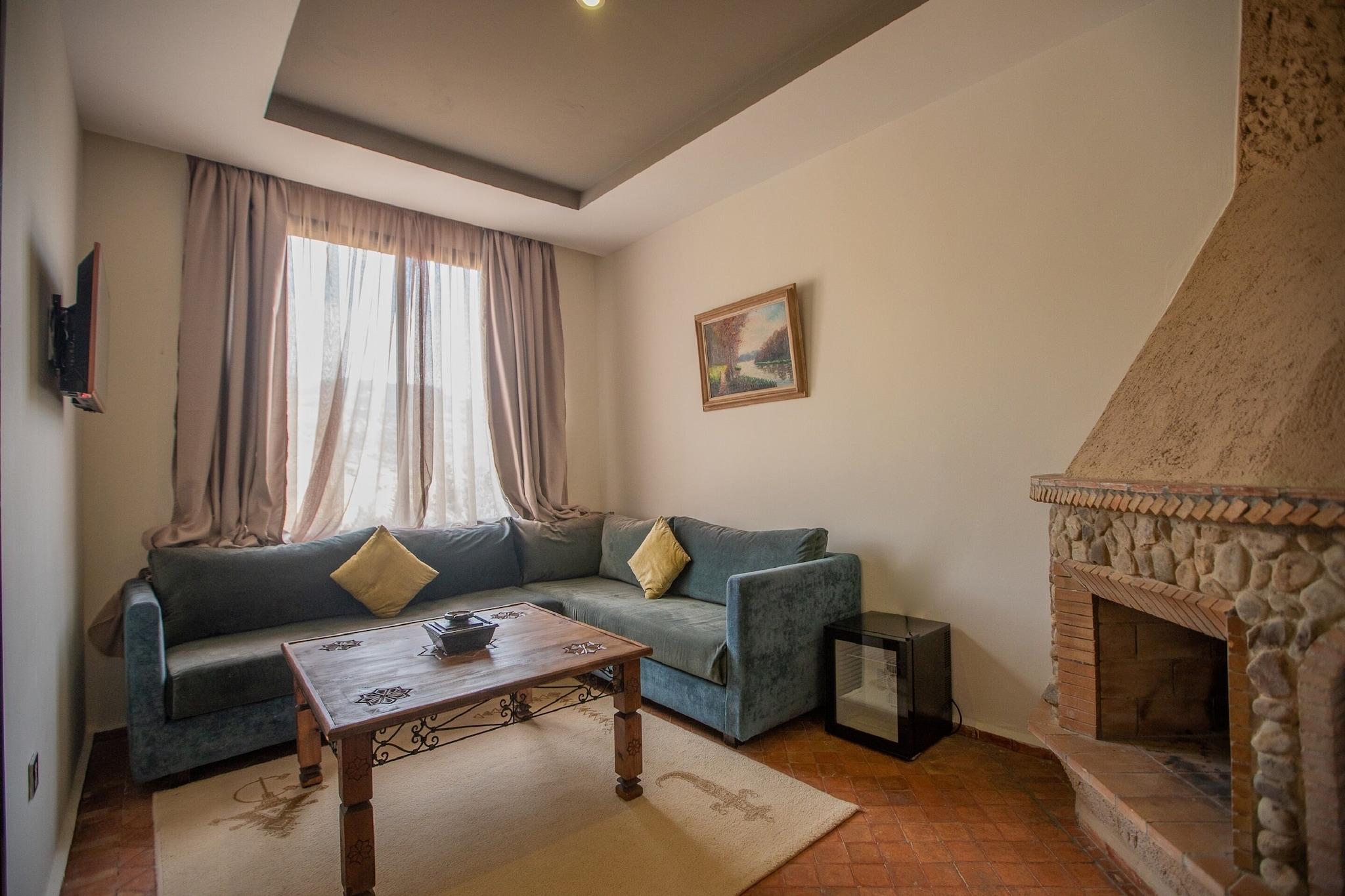 Suite Deluxe King Bed