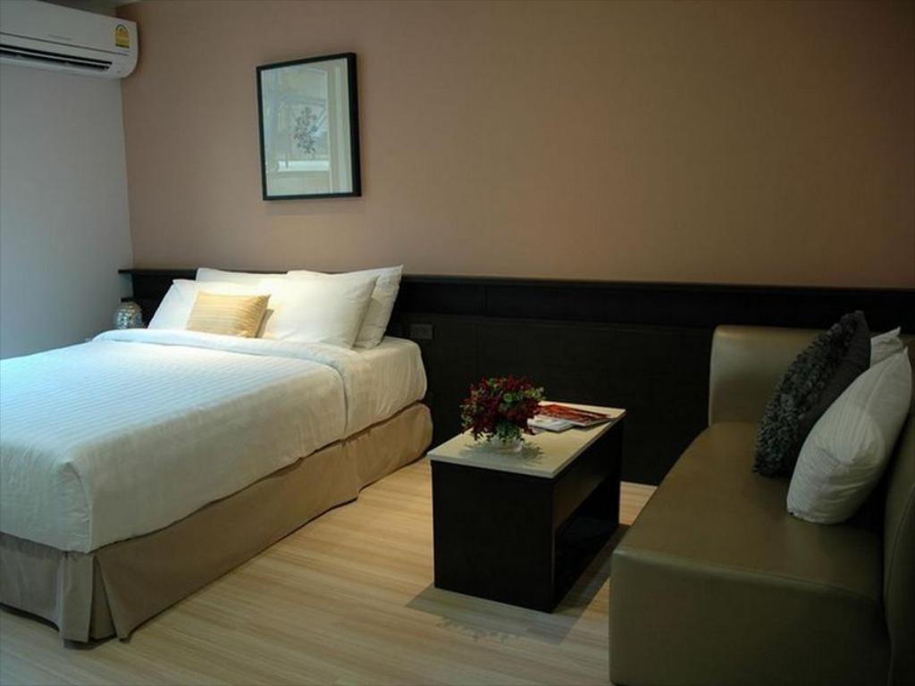 Double or Twin Deluxe