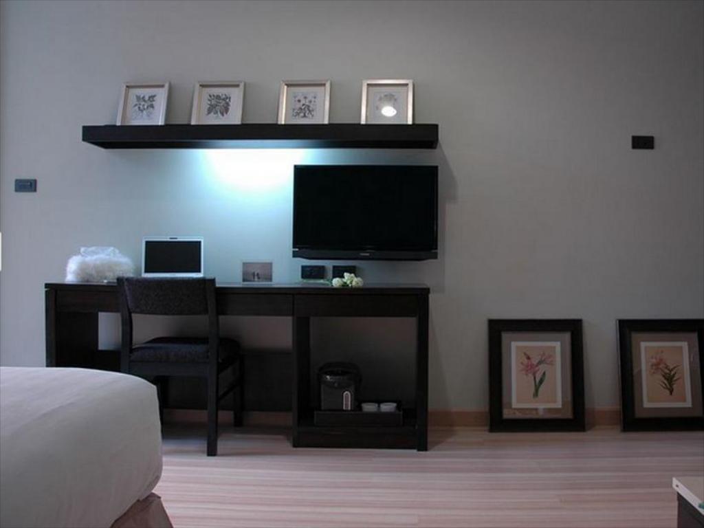 Double or Twin Deluxe