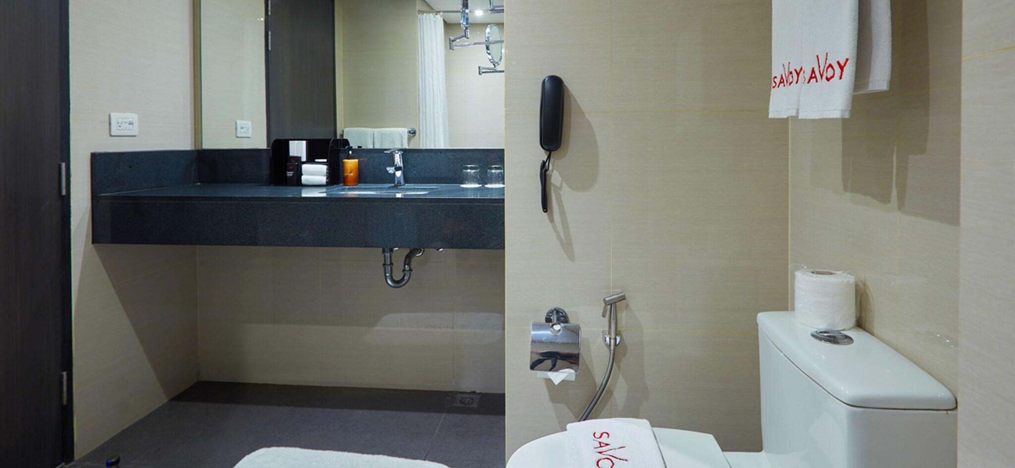 Junior Suite Queen Size Bed