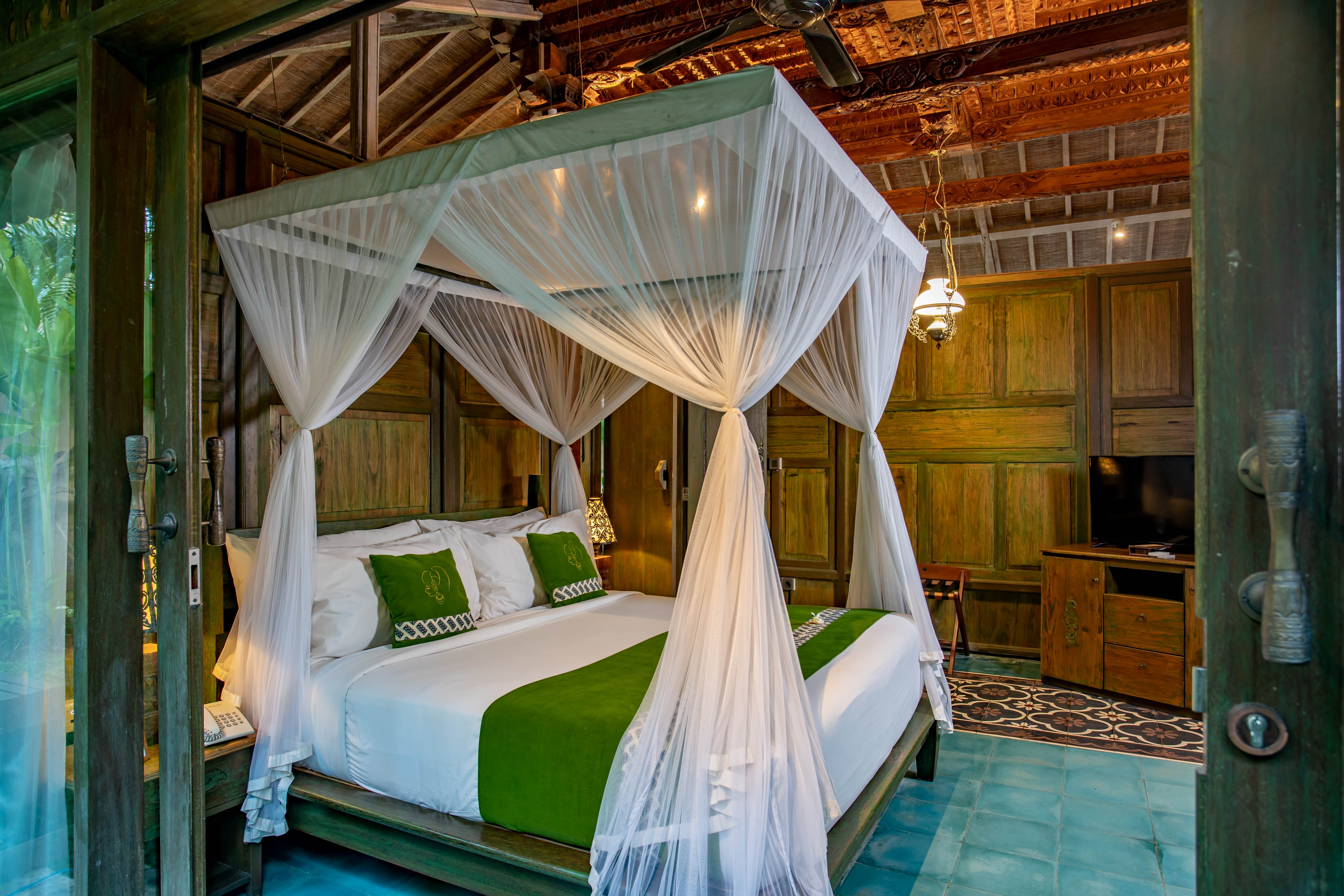 Family Room Two Bedrooms with Private Pool