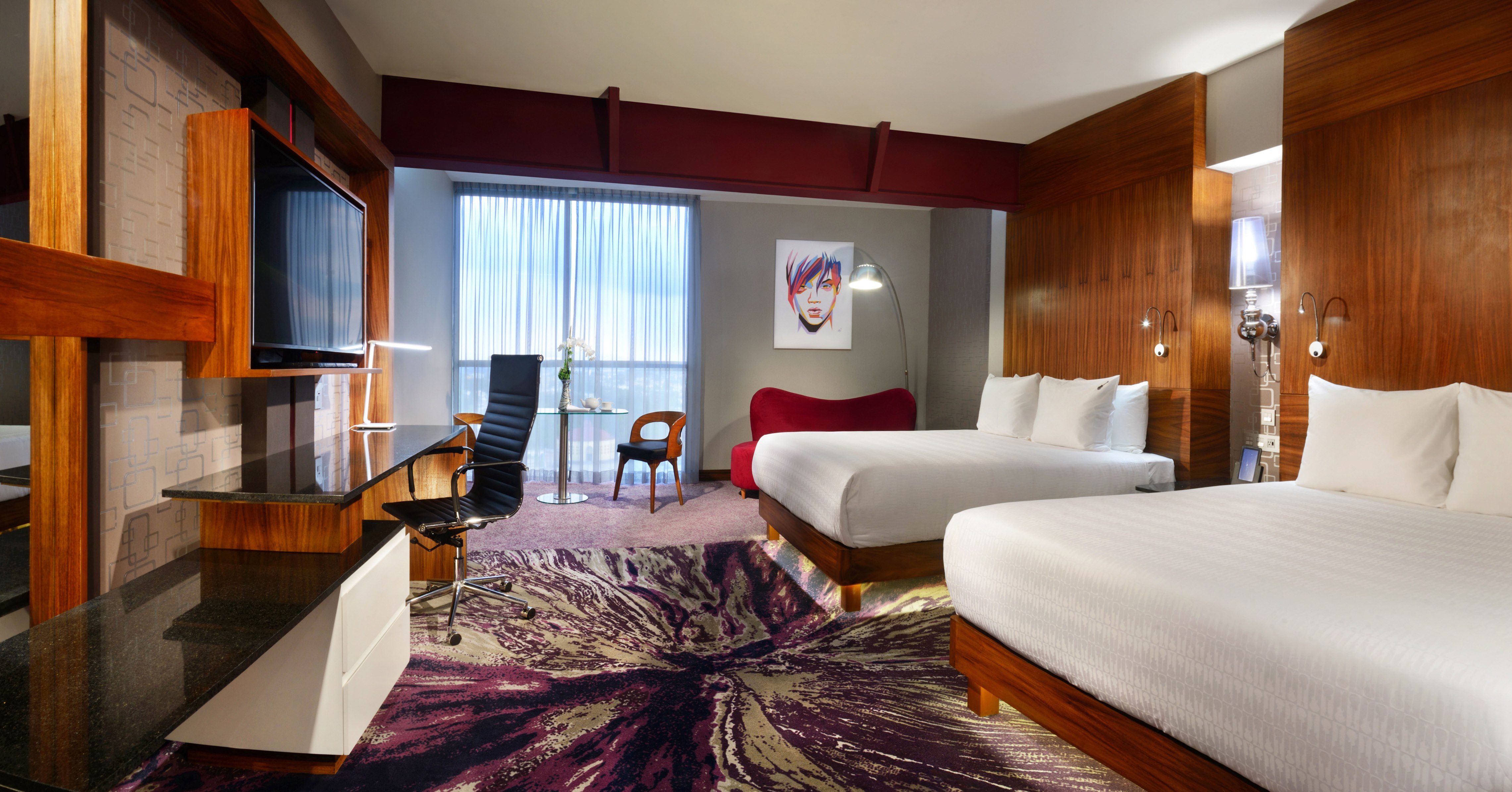 Triple Deluxe with Jacuzzi