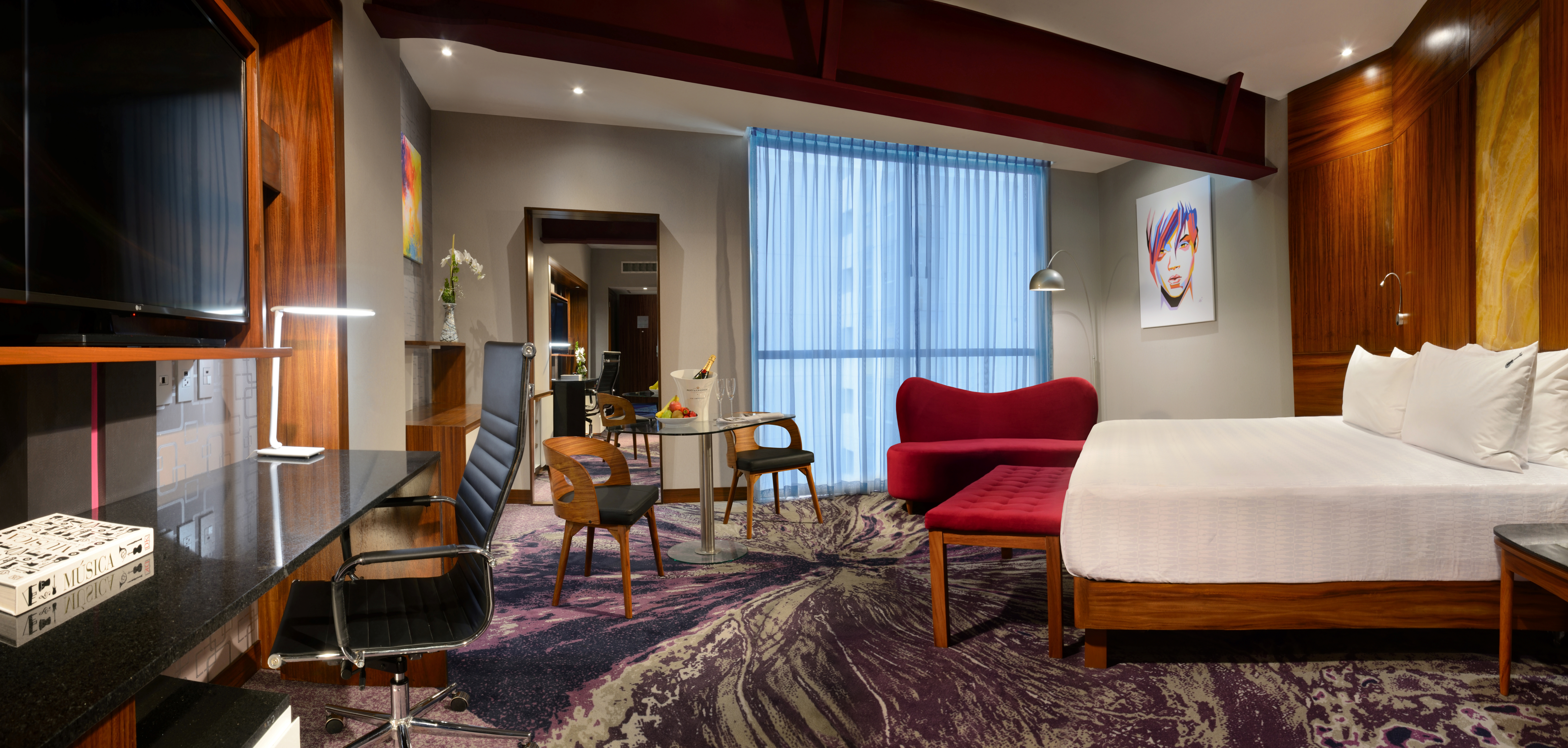 Single Deluxe with Jacuzzi