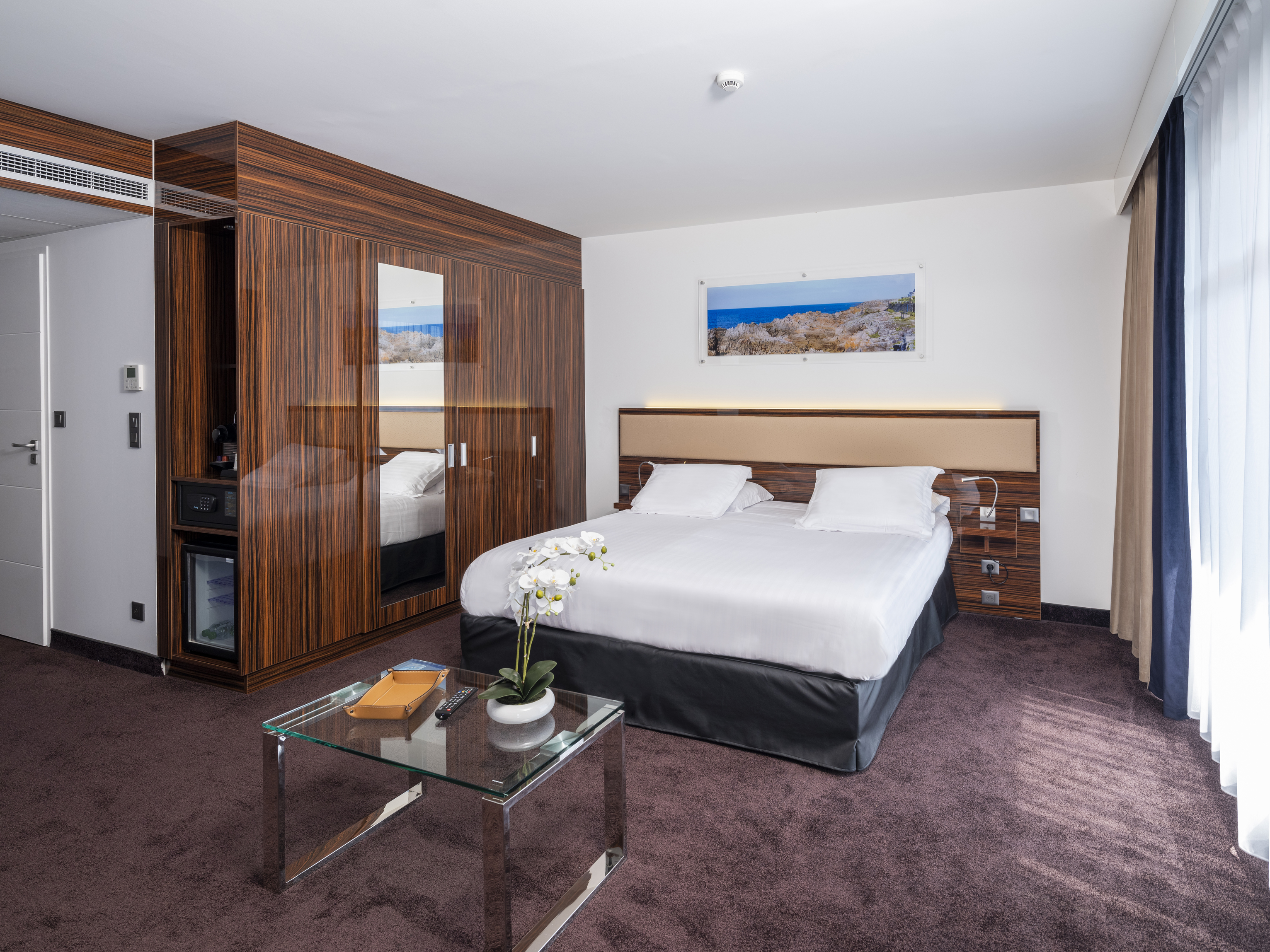 Suite Capacity 4 One Bedroom