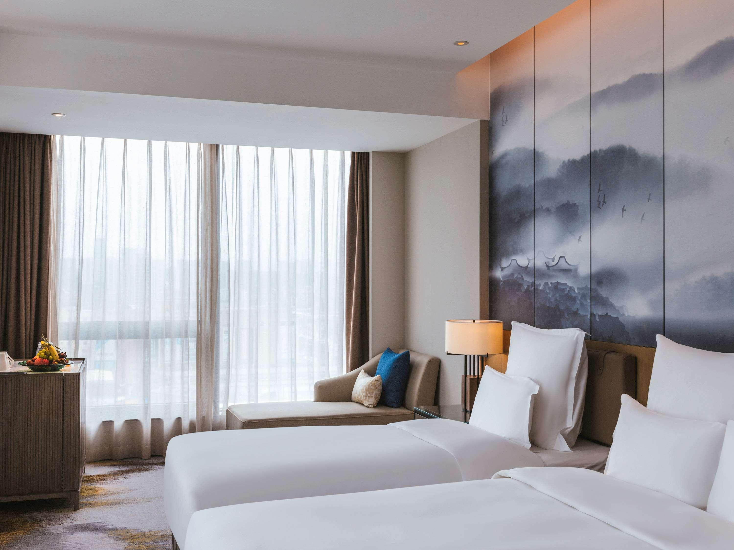 Double Deluxe Premium