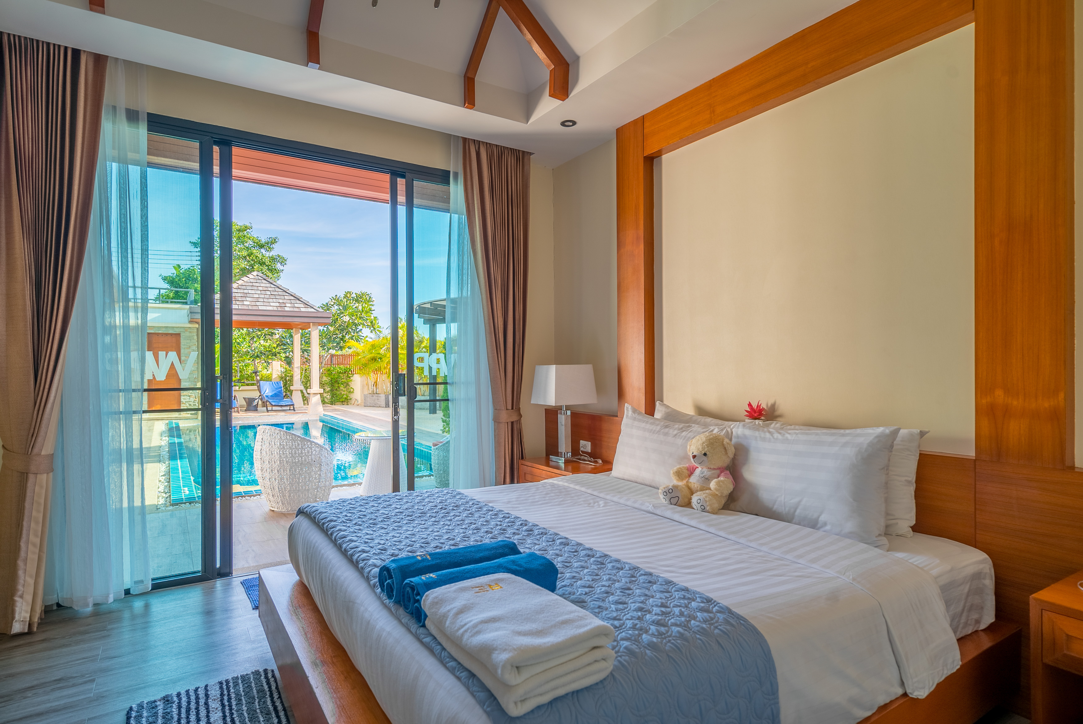 Villa Four Bedrooms with Private Pool