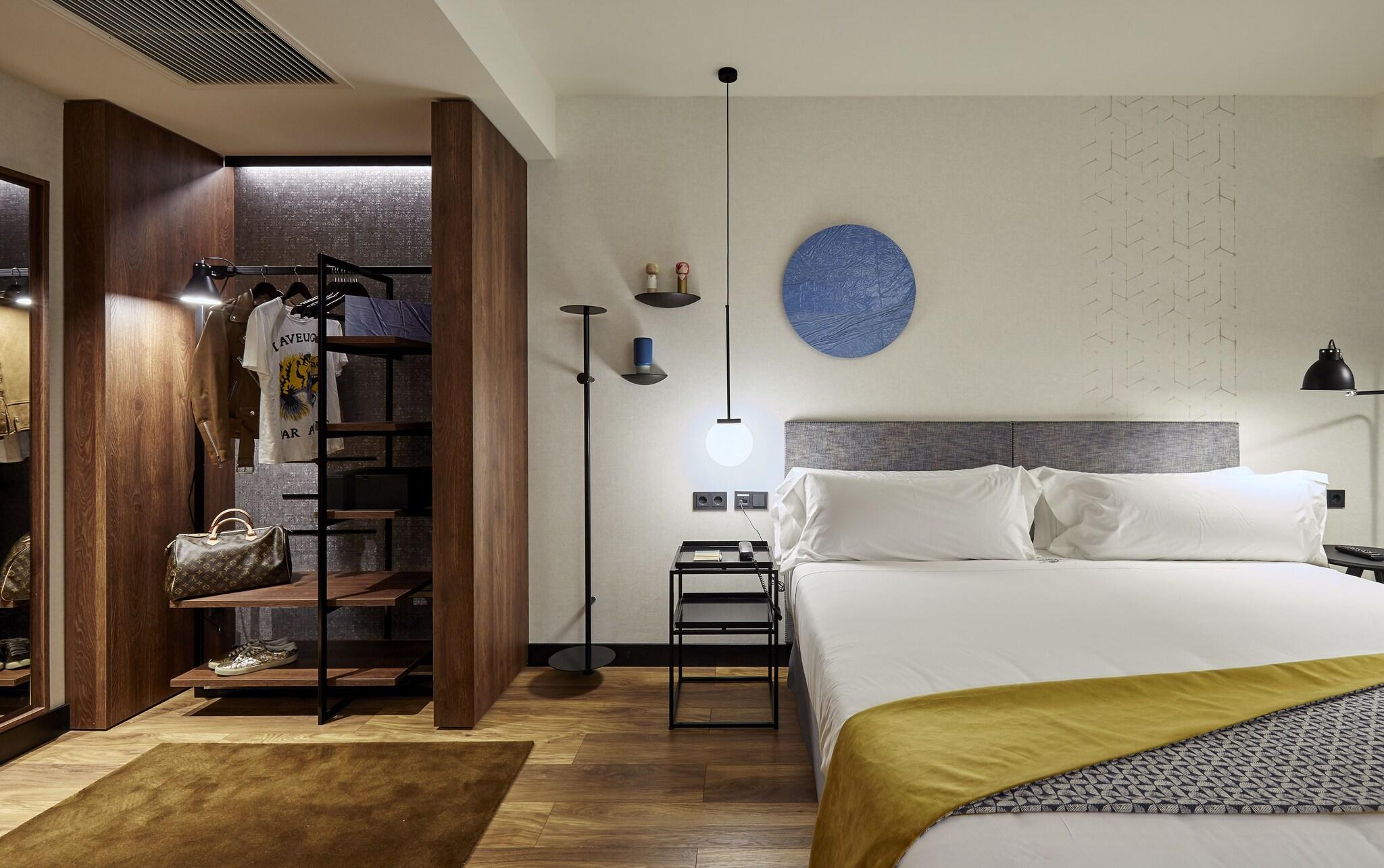 Double Premium King Bed