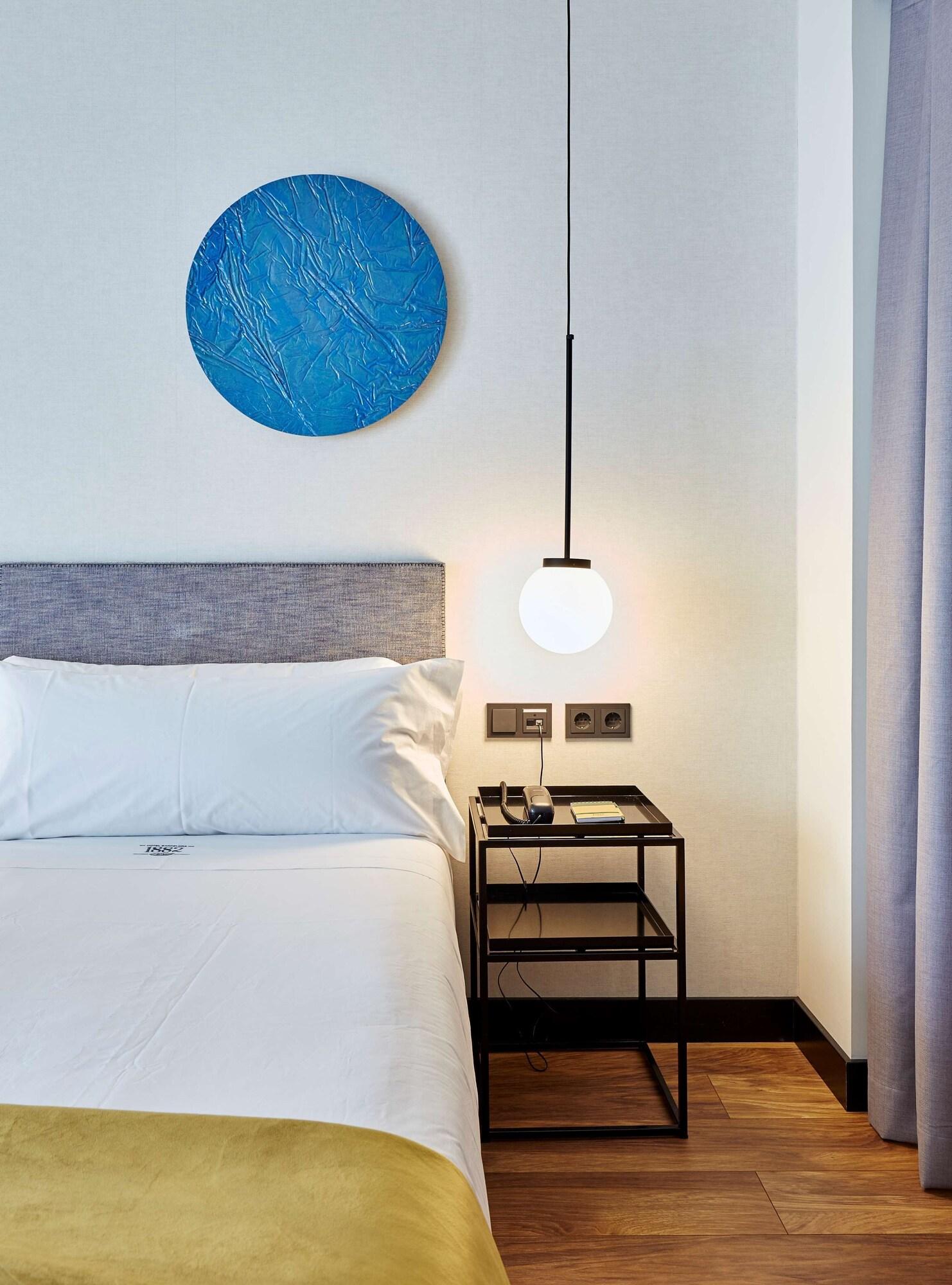 Double Superior King Bed