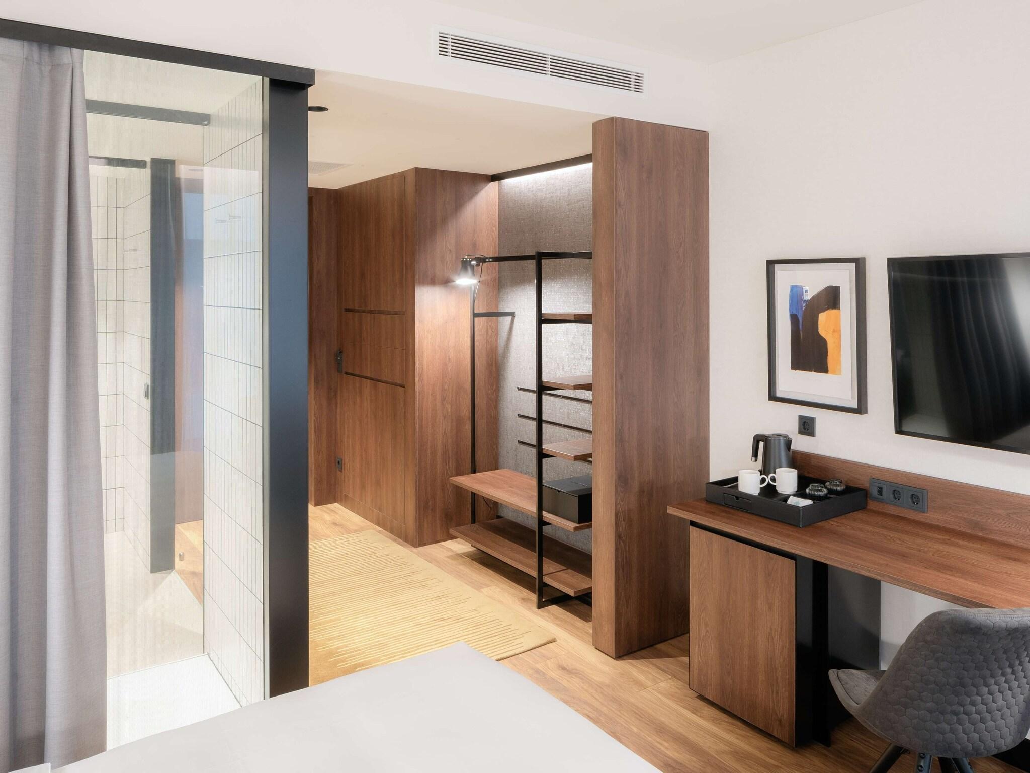 Double Inner-king Size Bed