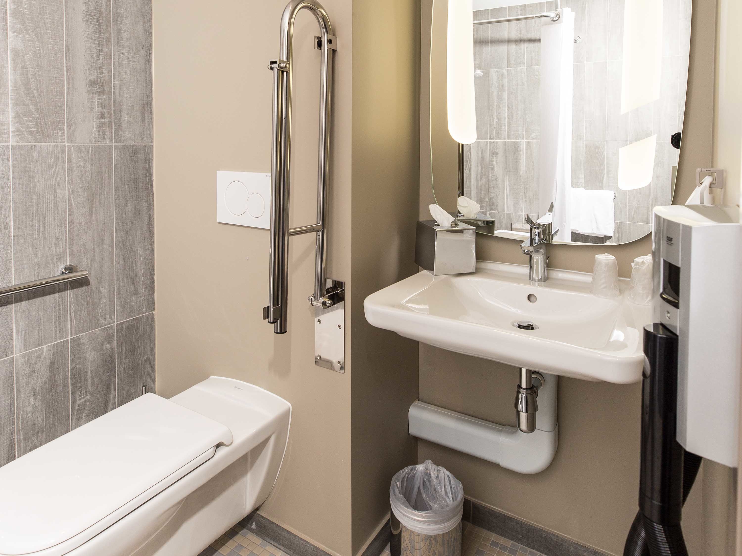 Double Queen Size Bed