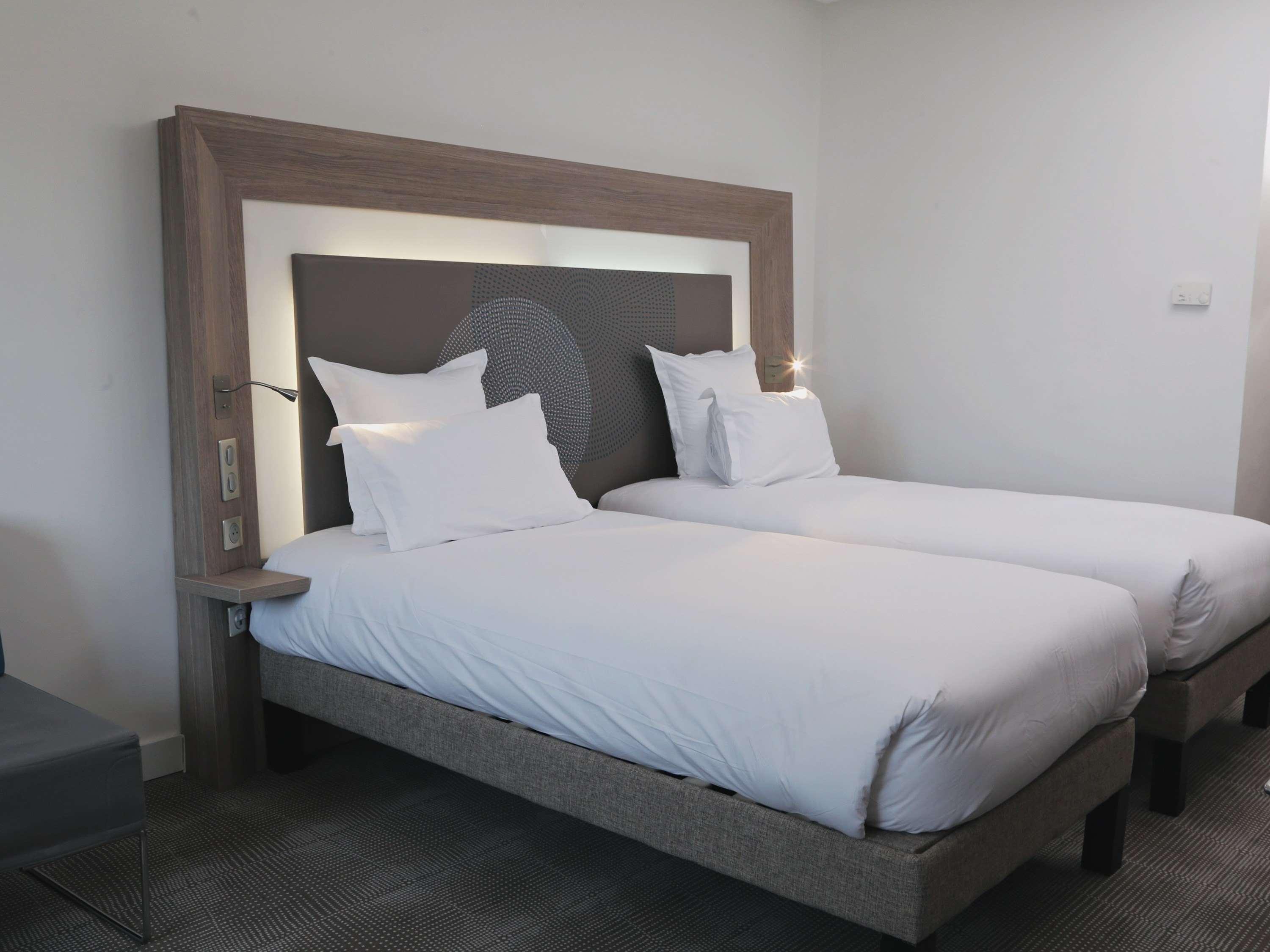 Twin Superior with Views