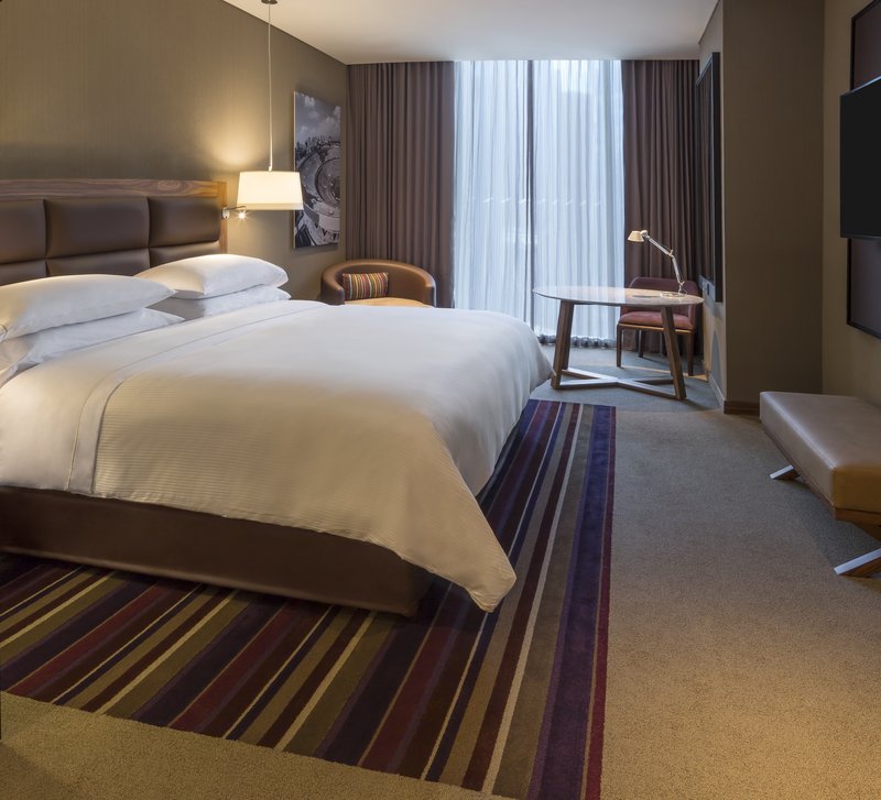 Junior Suite King Size Bed