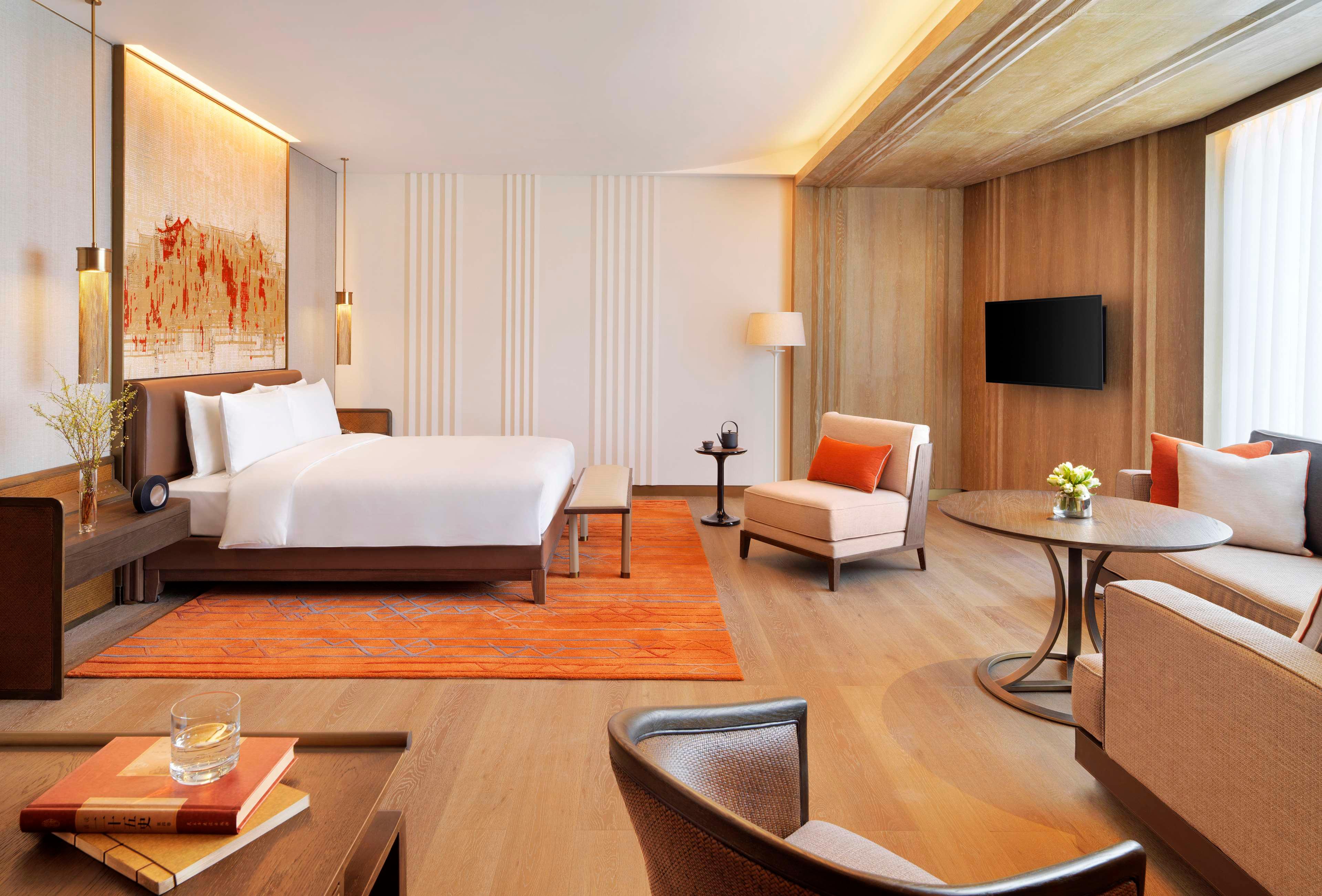 Room Deluxe King Bed