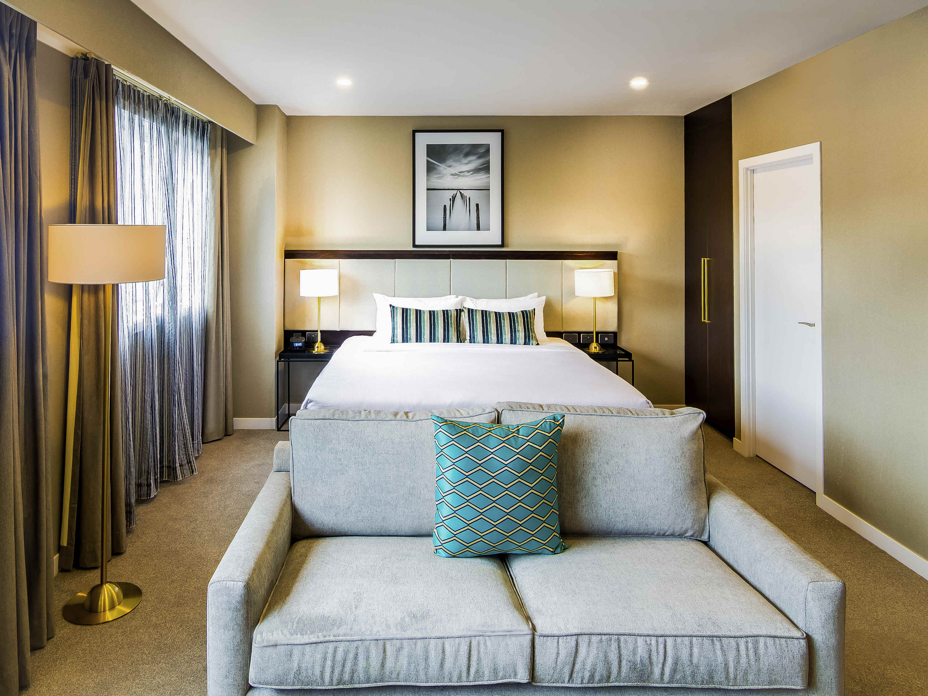 Double Deluxe King Bed