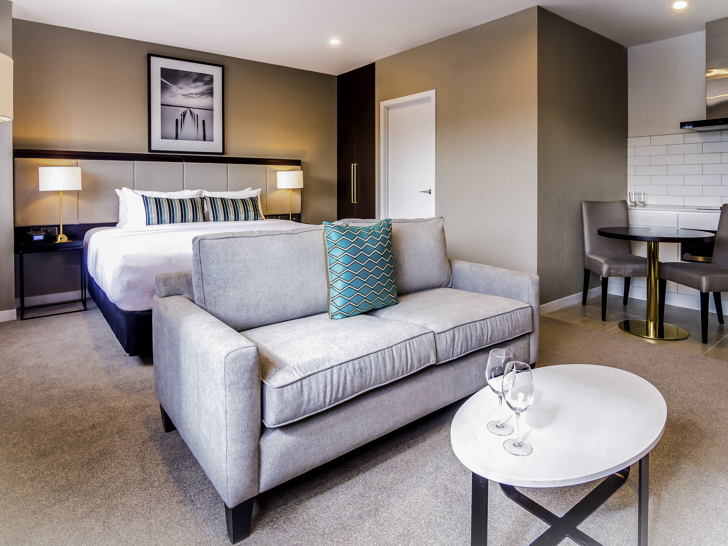 Double Deluxe King Bed