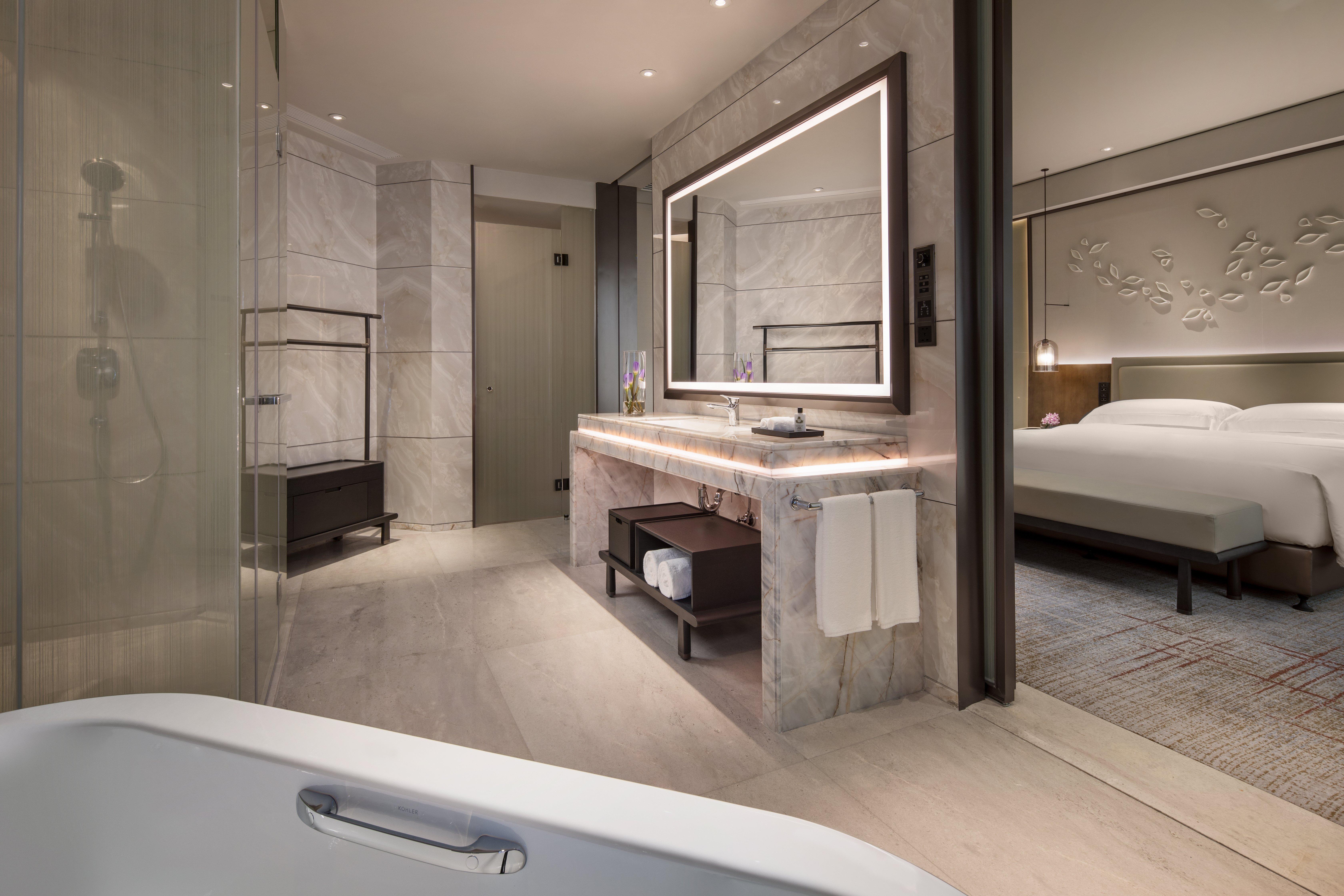 Double Premium with Views