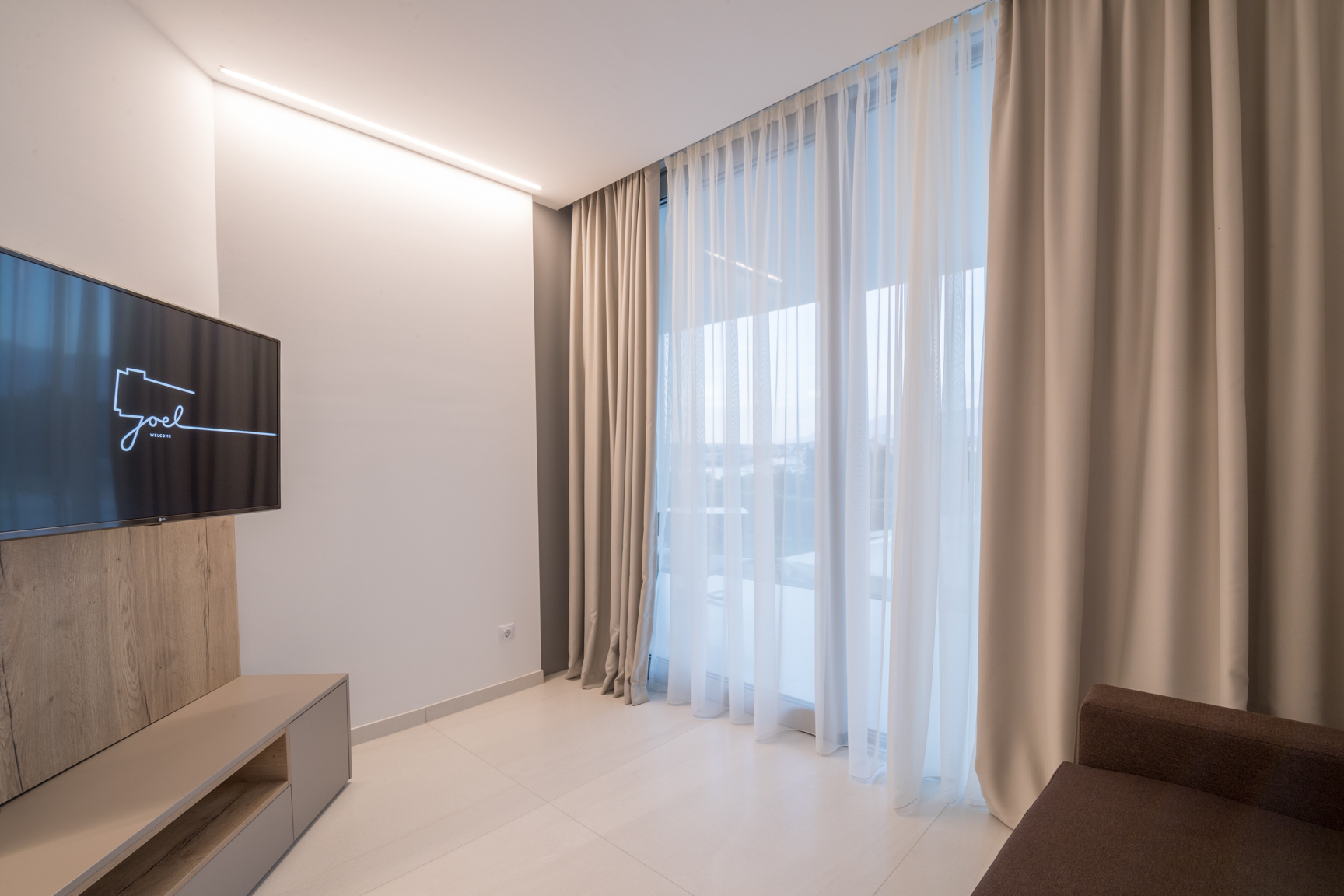 Apartment with Balcony