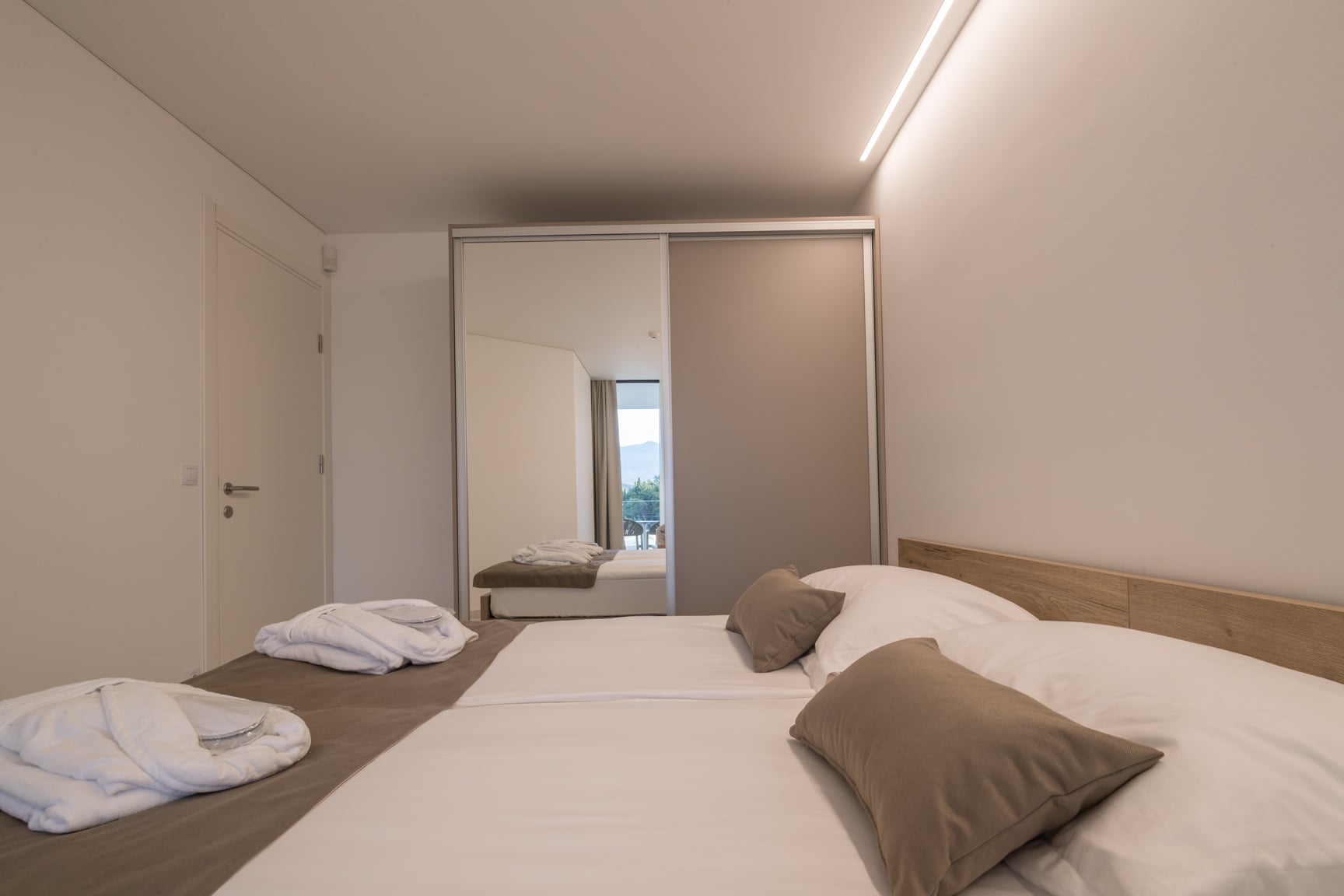 Apartment with Balcony