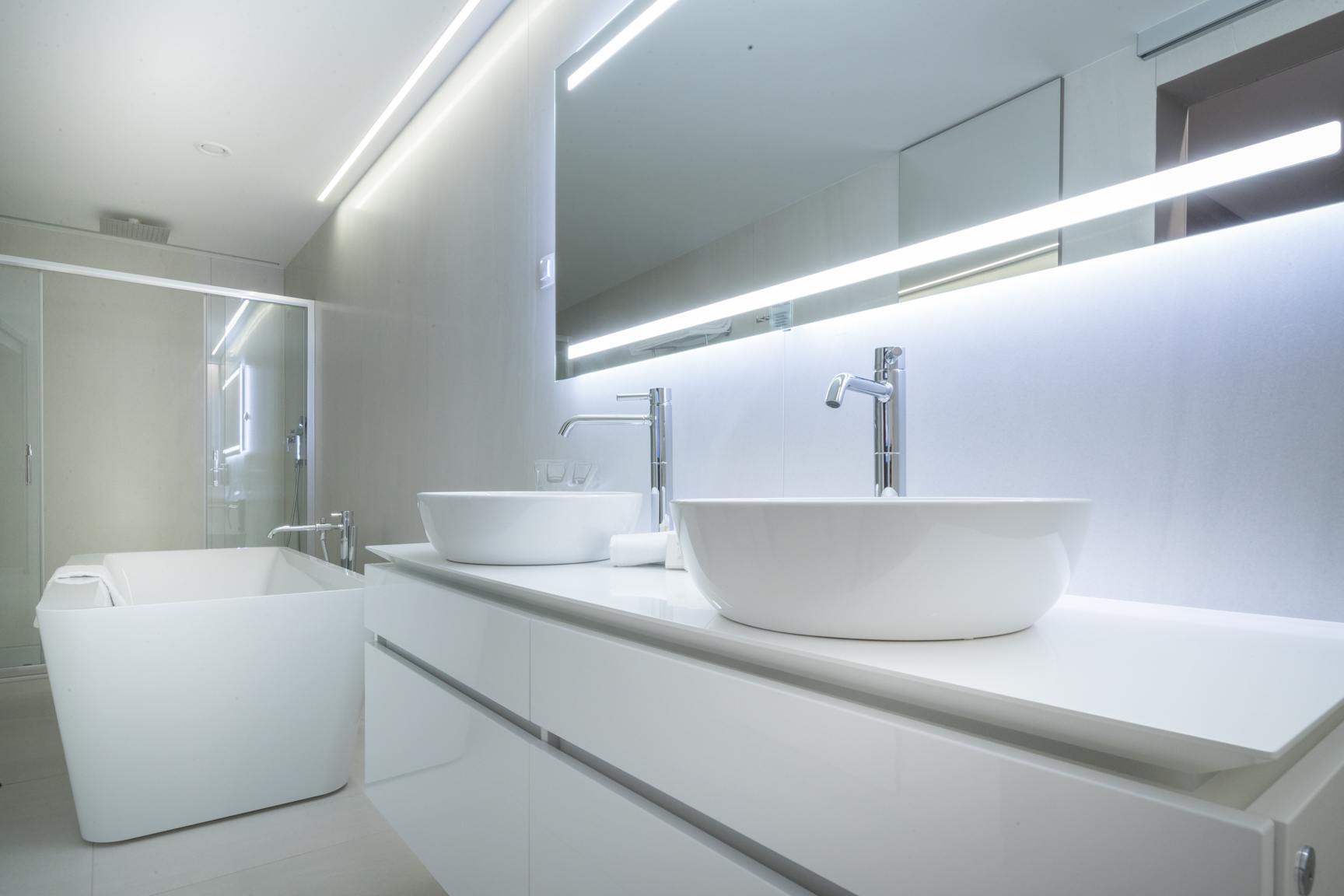 Suite Deluxe Sea View with Balcony