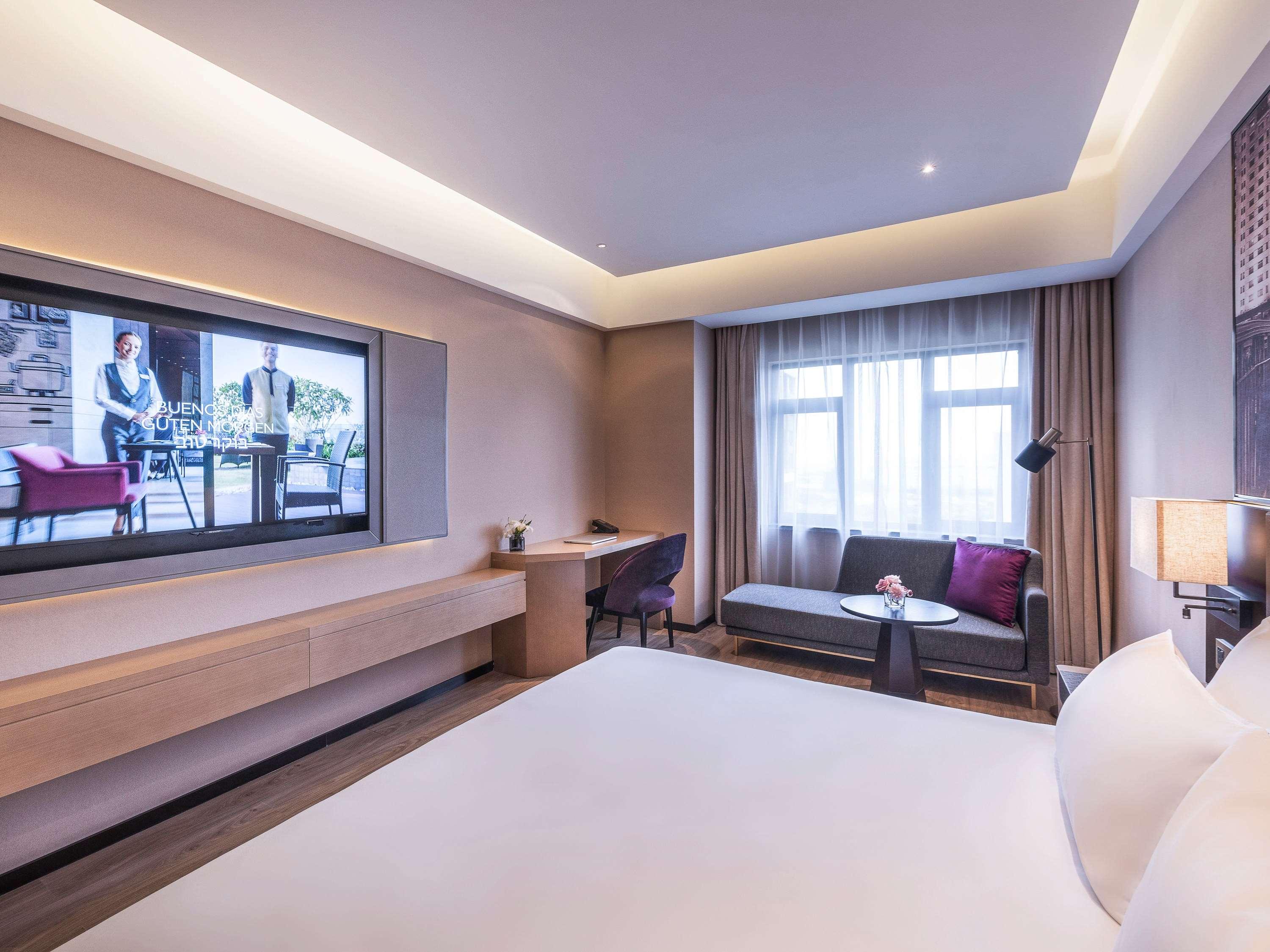 Double Superior King Bed