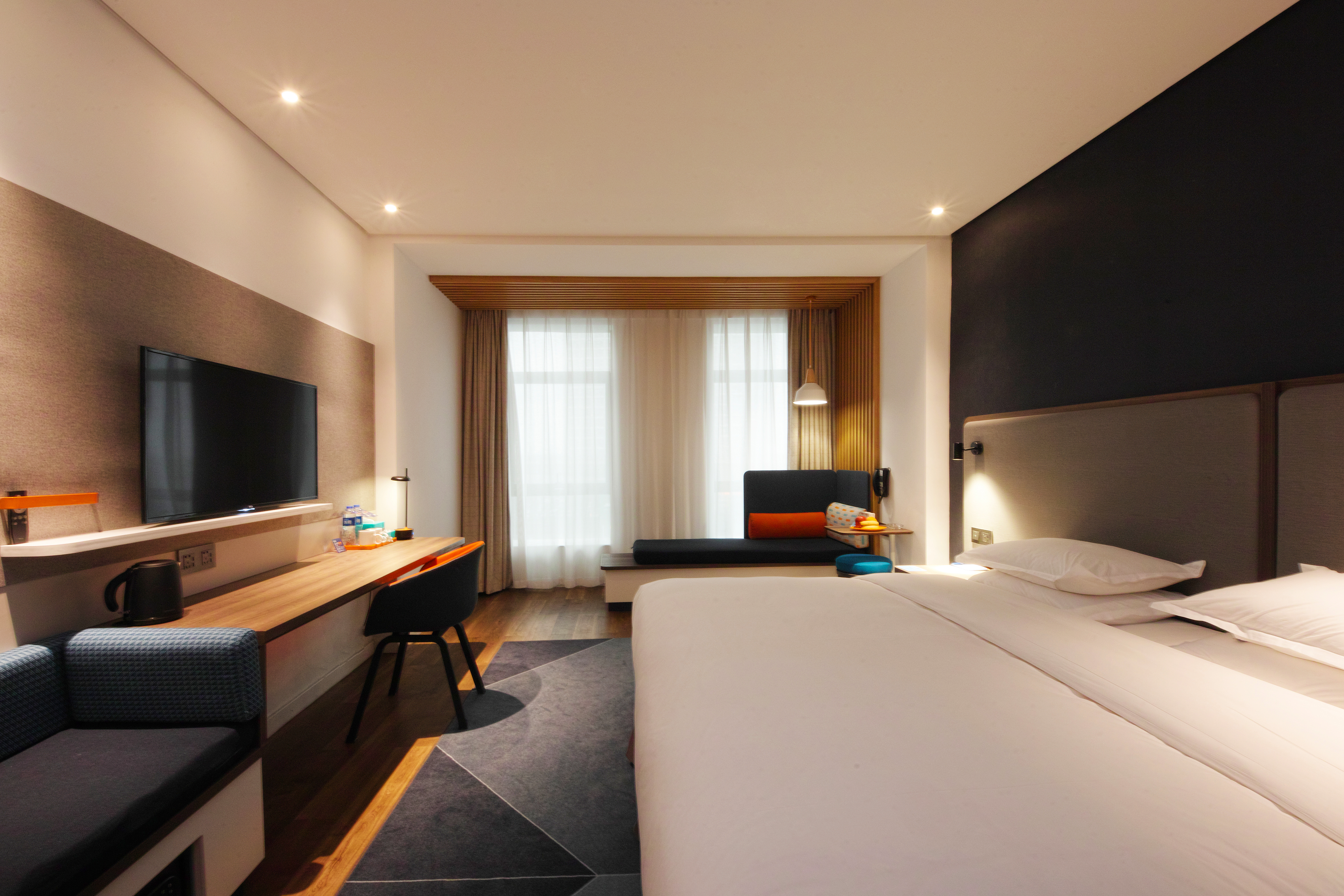 Double King Size Bed